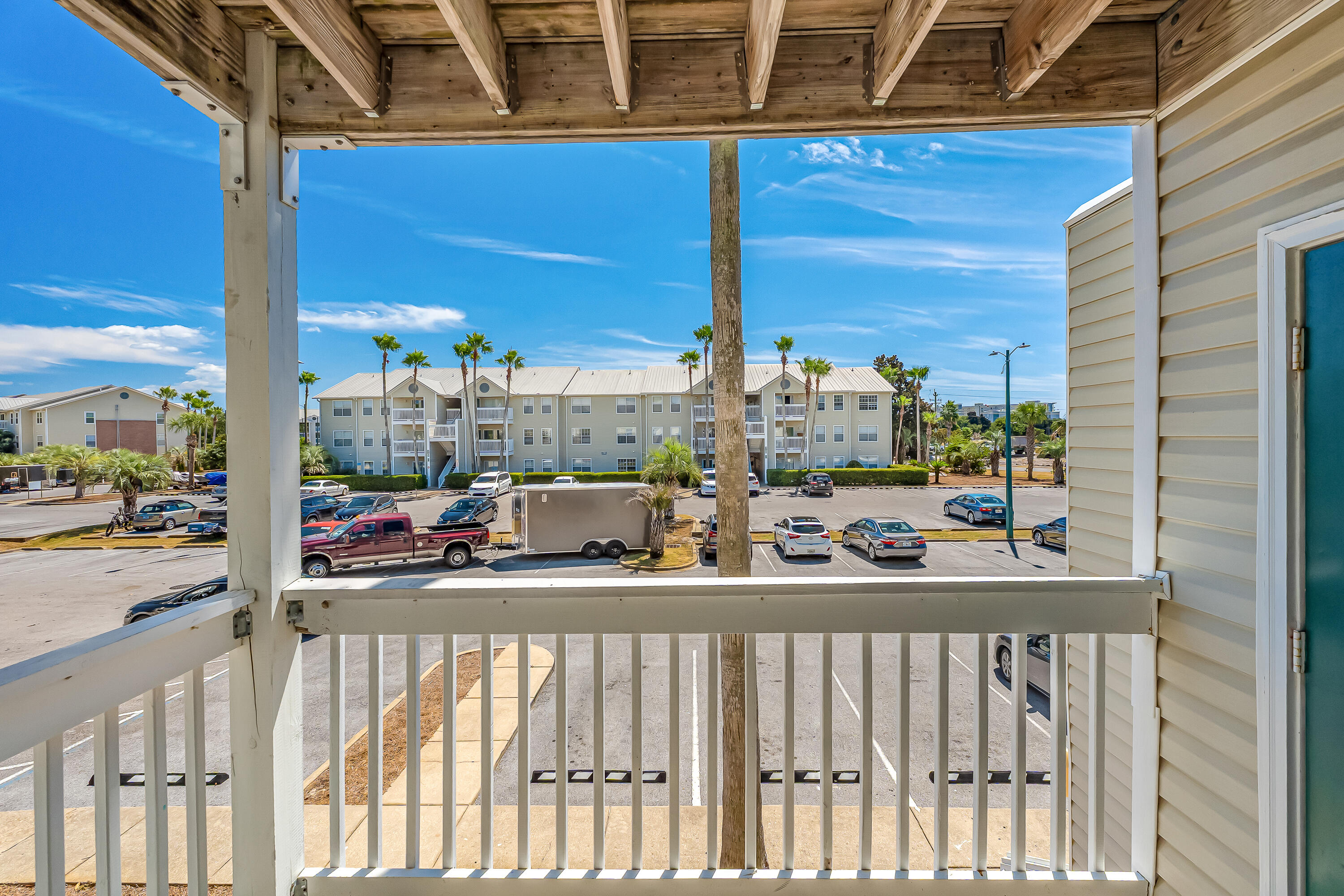 INDIAN LAKE - Residential Lease