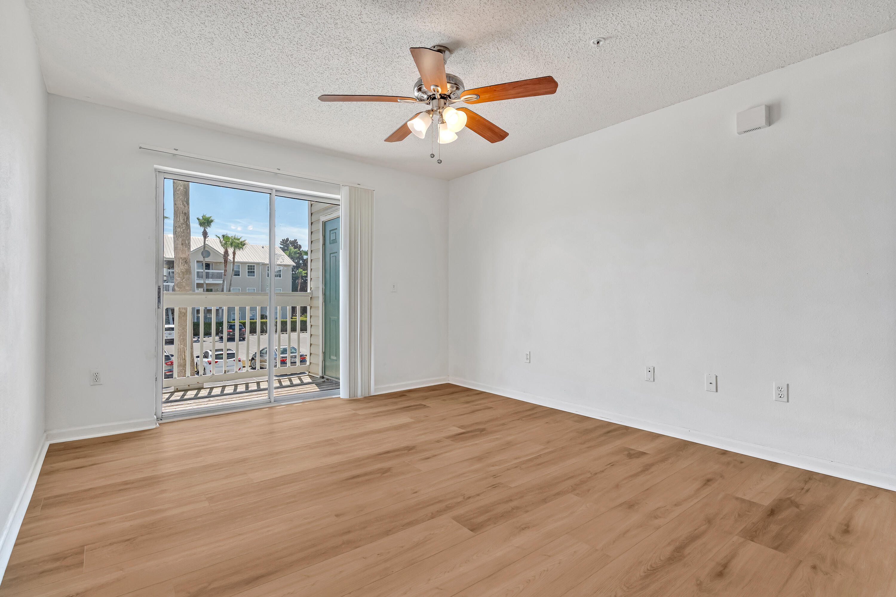 INDIAN LAKE - Residential Lease