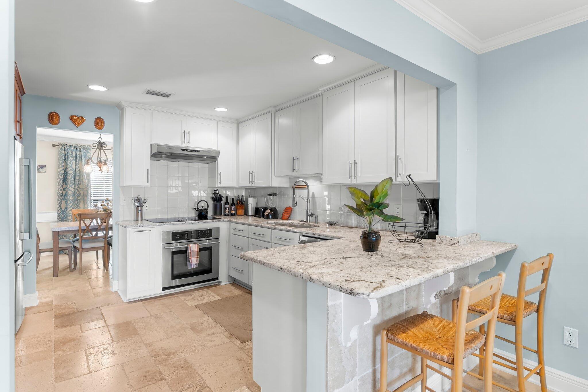 GARNIERS CAY T/H - Residential