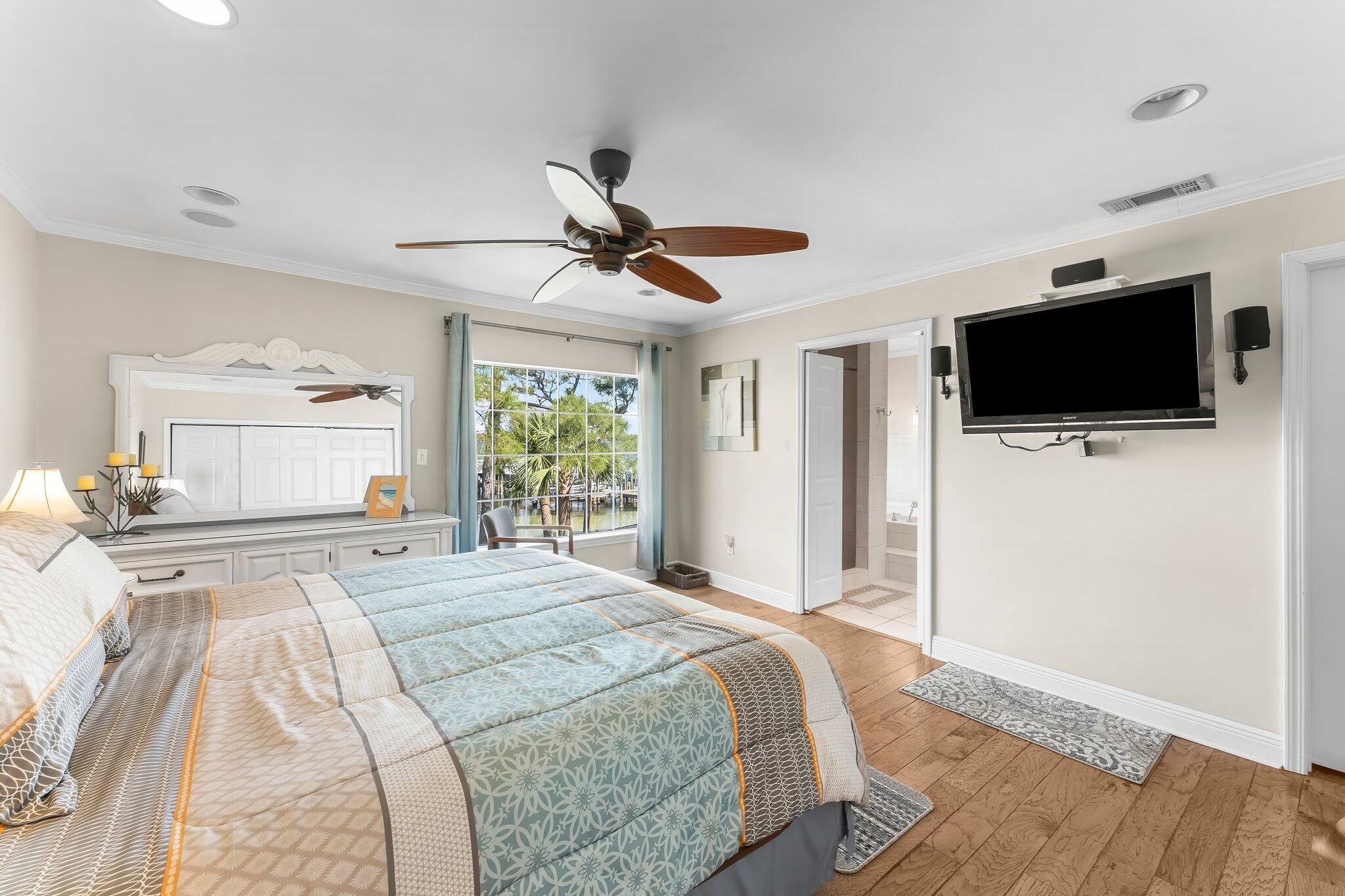 GARNIERS CAY T/H - Residential