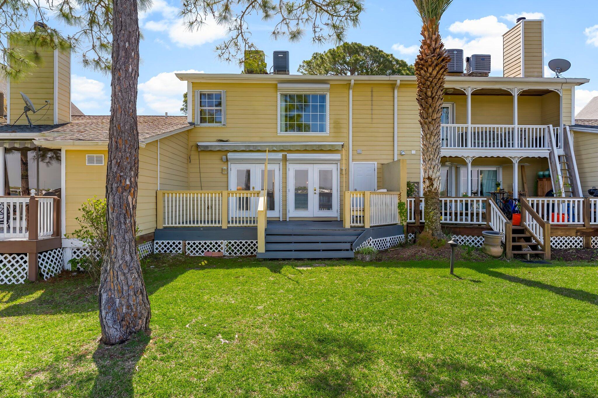 GARNIERS CAY T/H - Residential