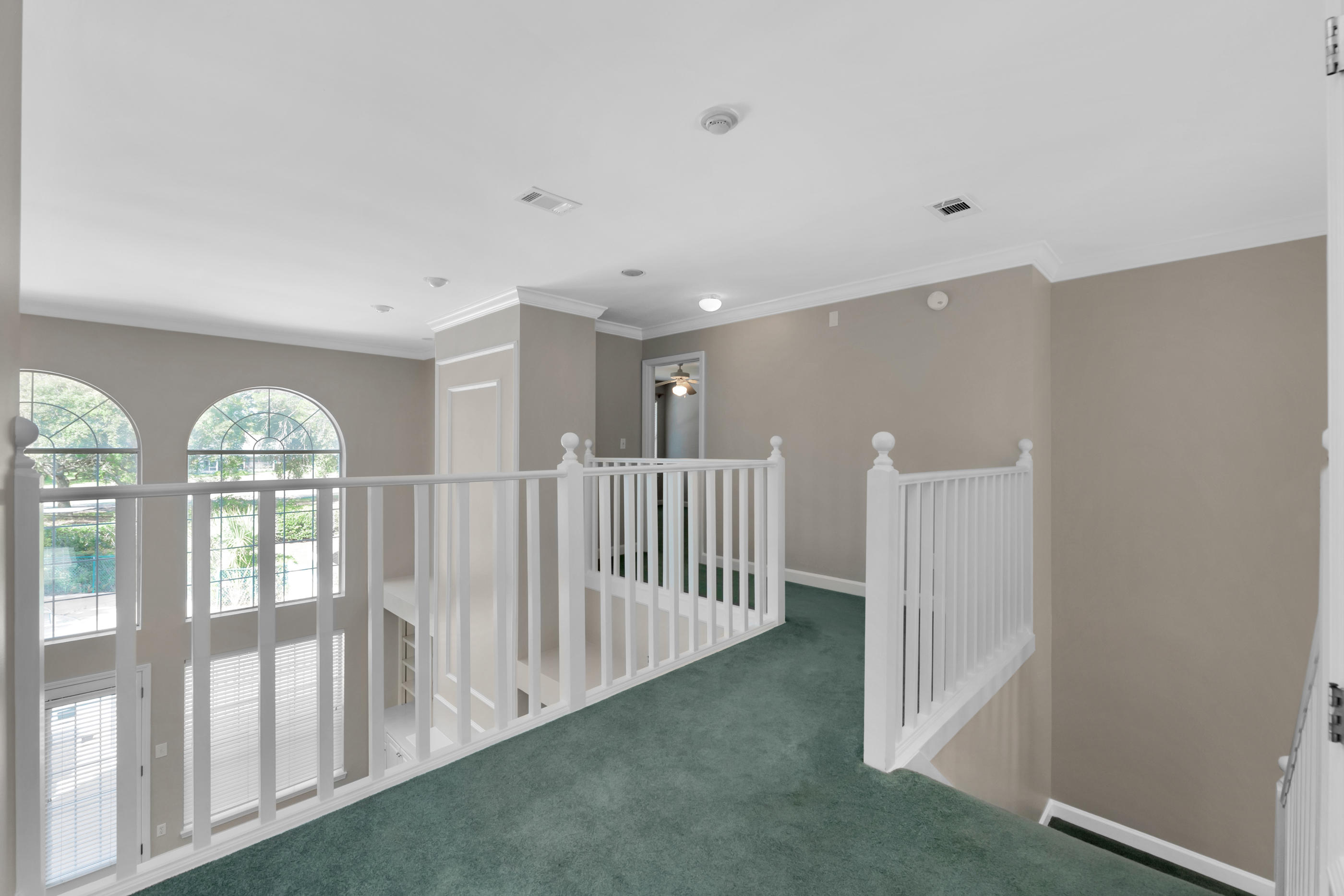 LAKE LORRAINE ESTATES 1 - Residential