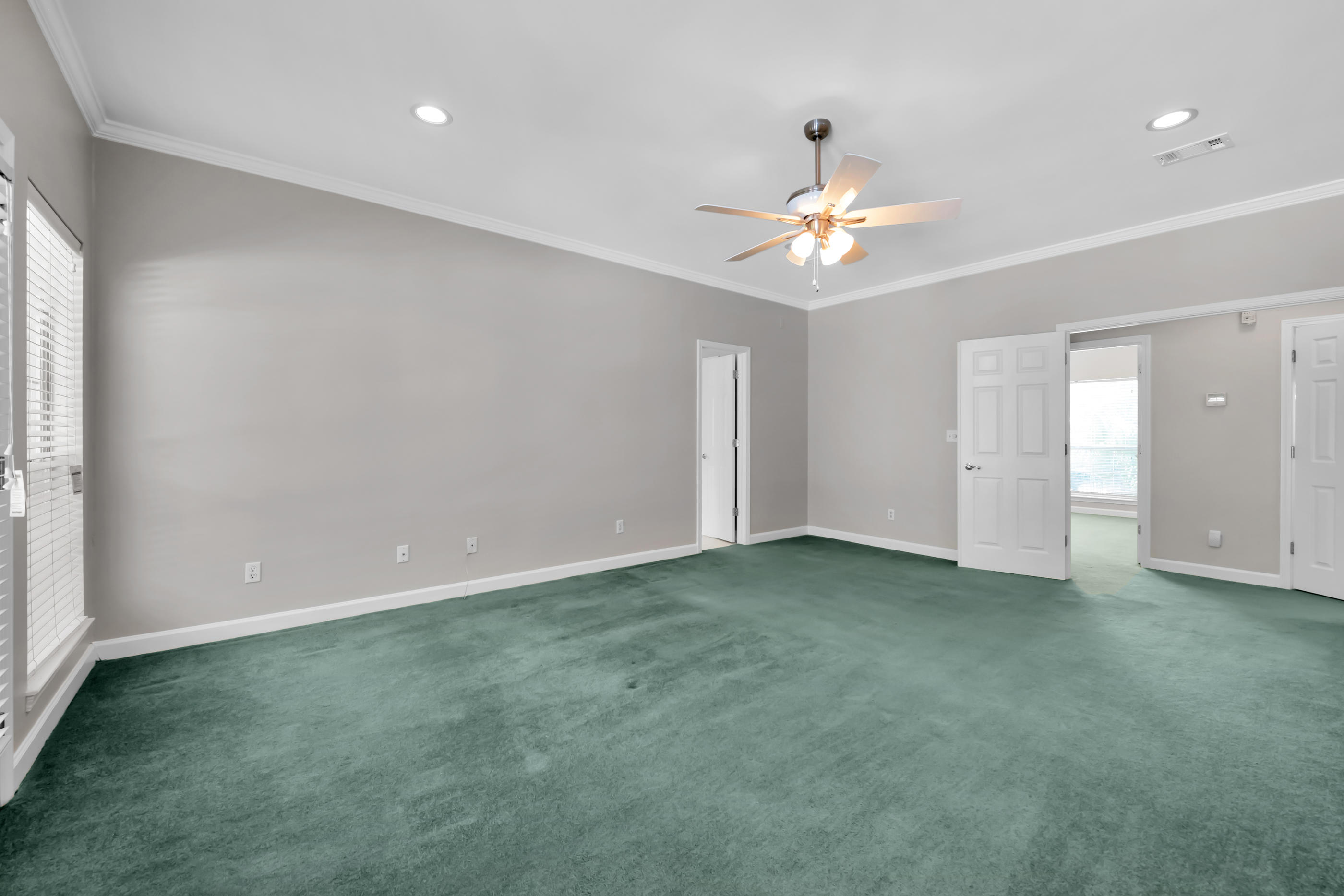 LAKE LORRAINE ESTATES 1 - Residential