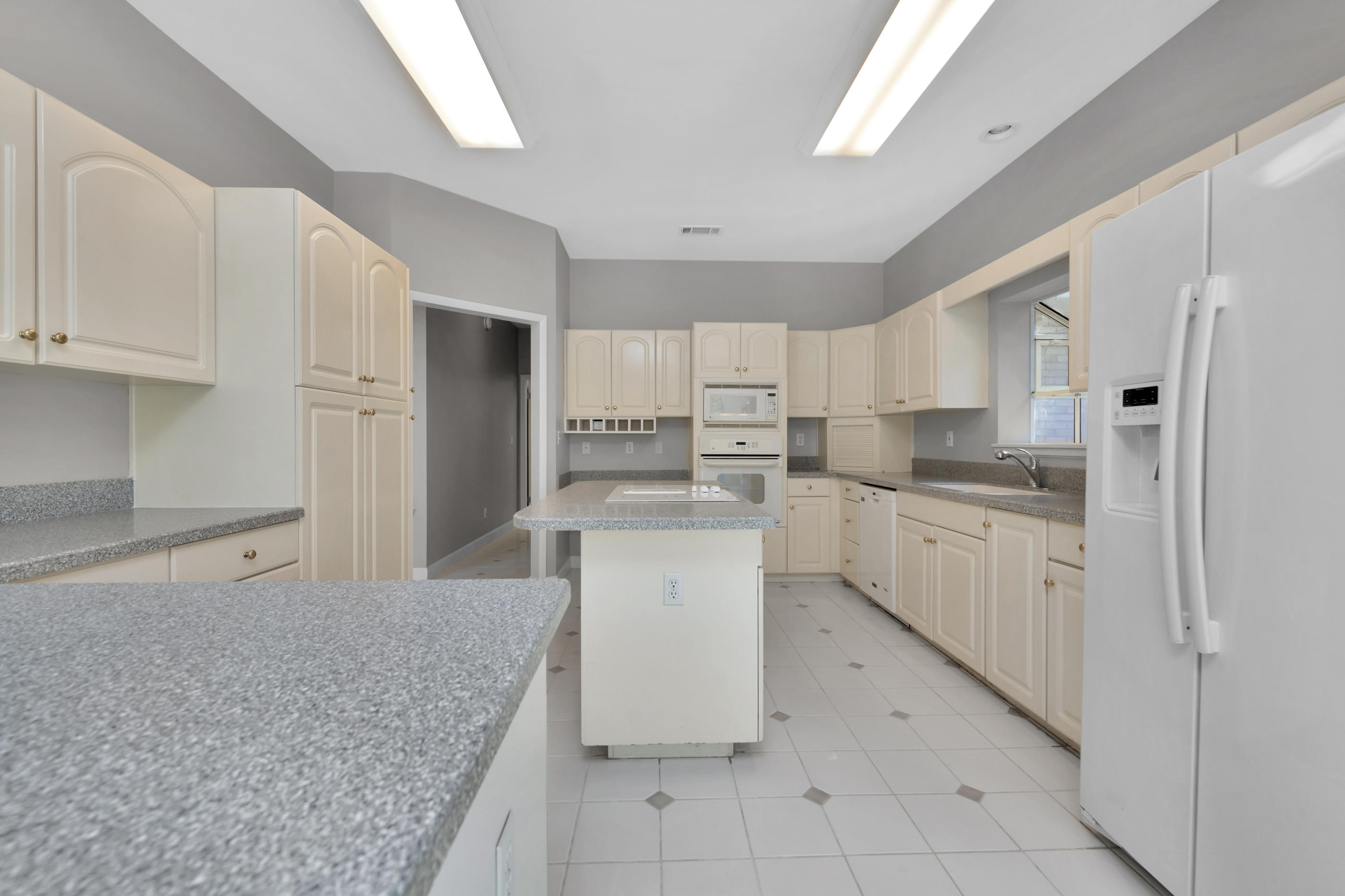 LAKE LORRAINE ESTATES 1 - Residential