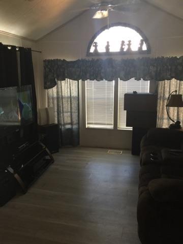 PARADISE ISLAND - Residential