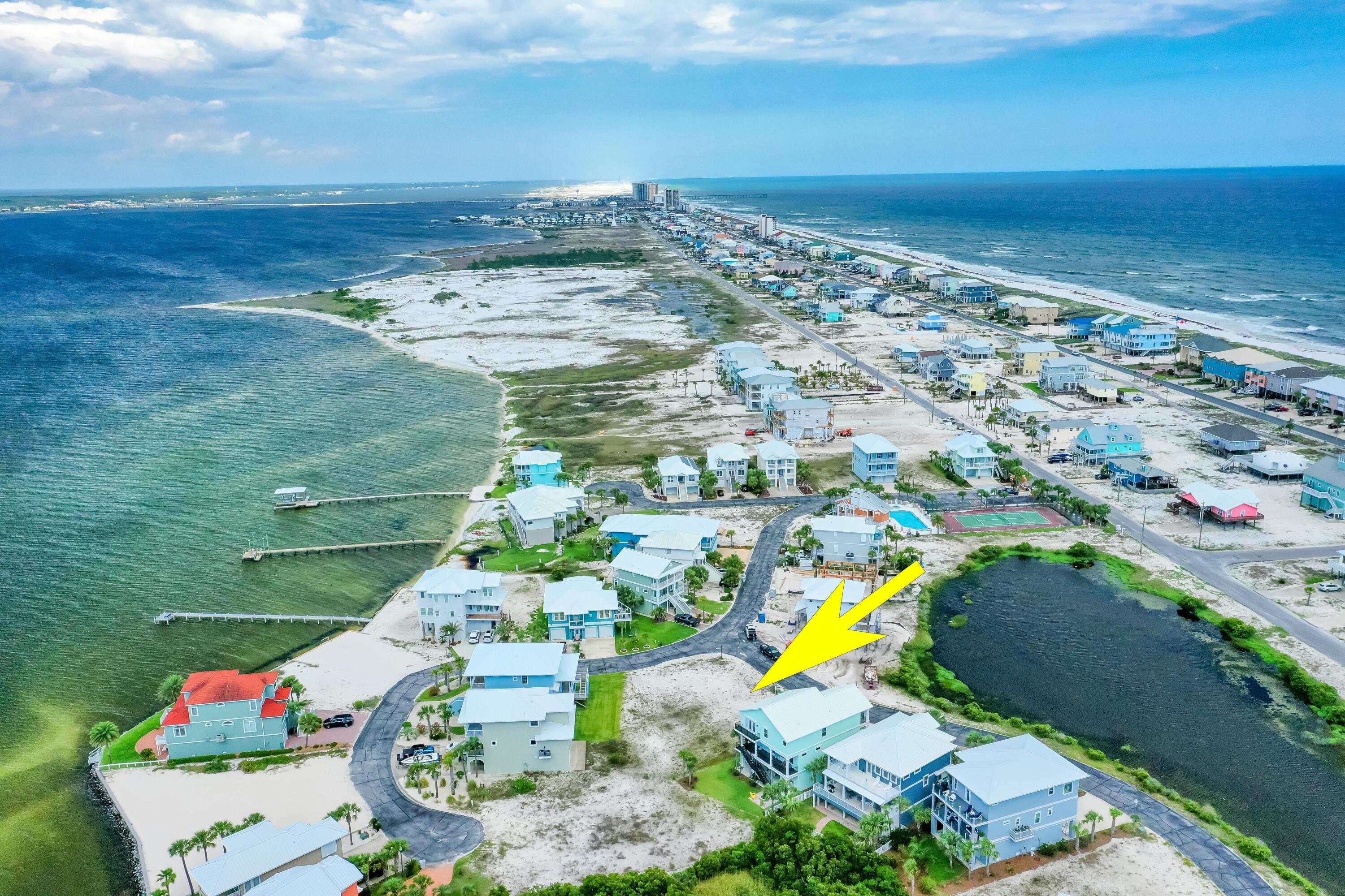 CARIBBEAN ISLES - Land