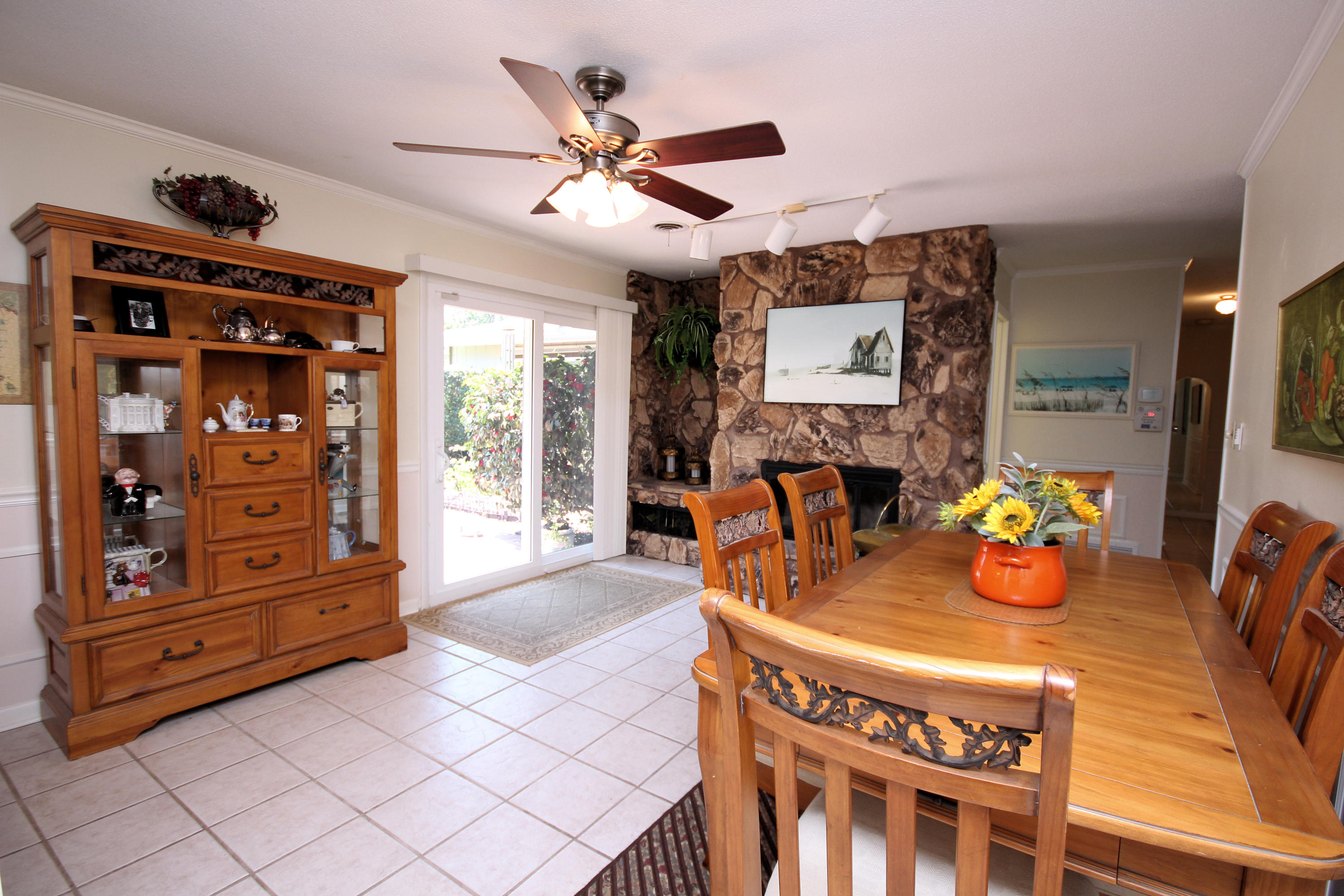 BAYOU WOODS 1ST ADDN - Residential