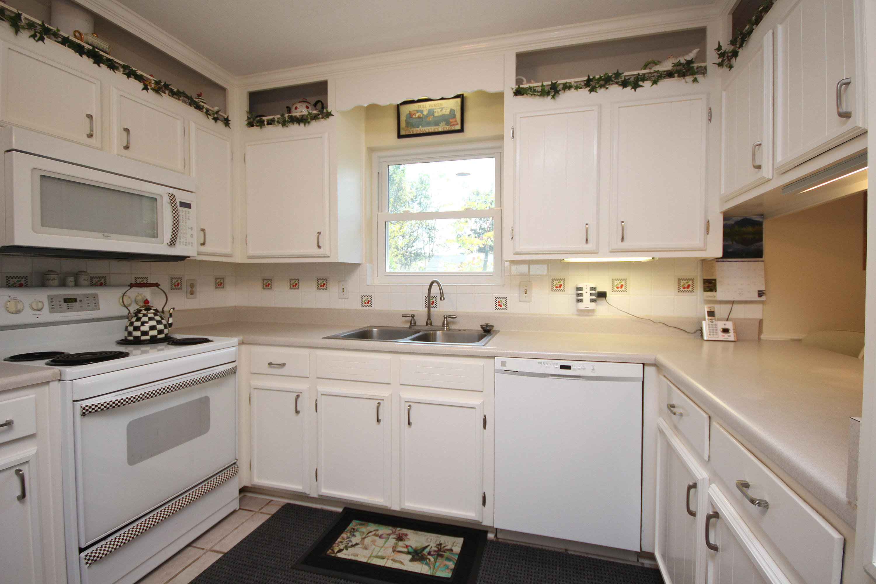 BAYOU WOODS 1ST ADDN - Residential