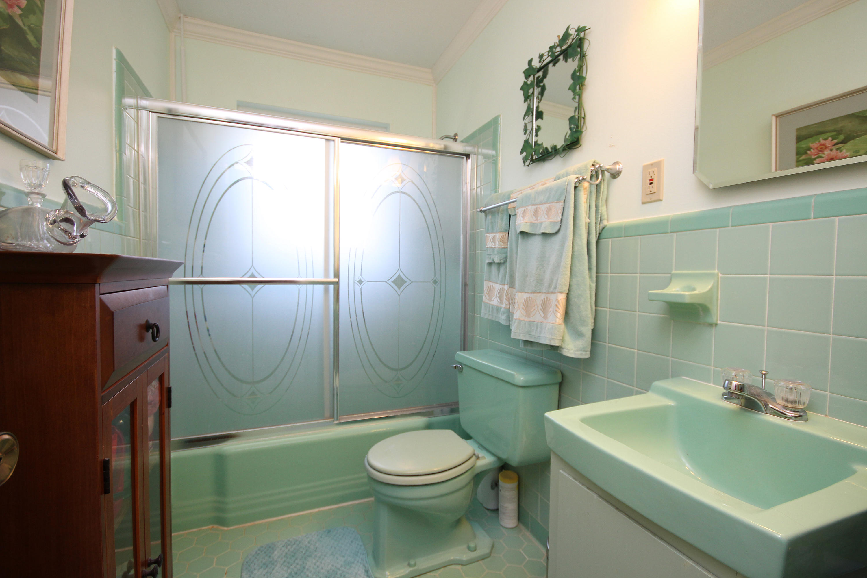 BAYOU WOODS 1ST ADDN - Residential