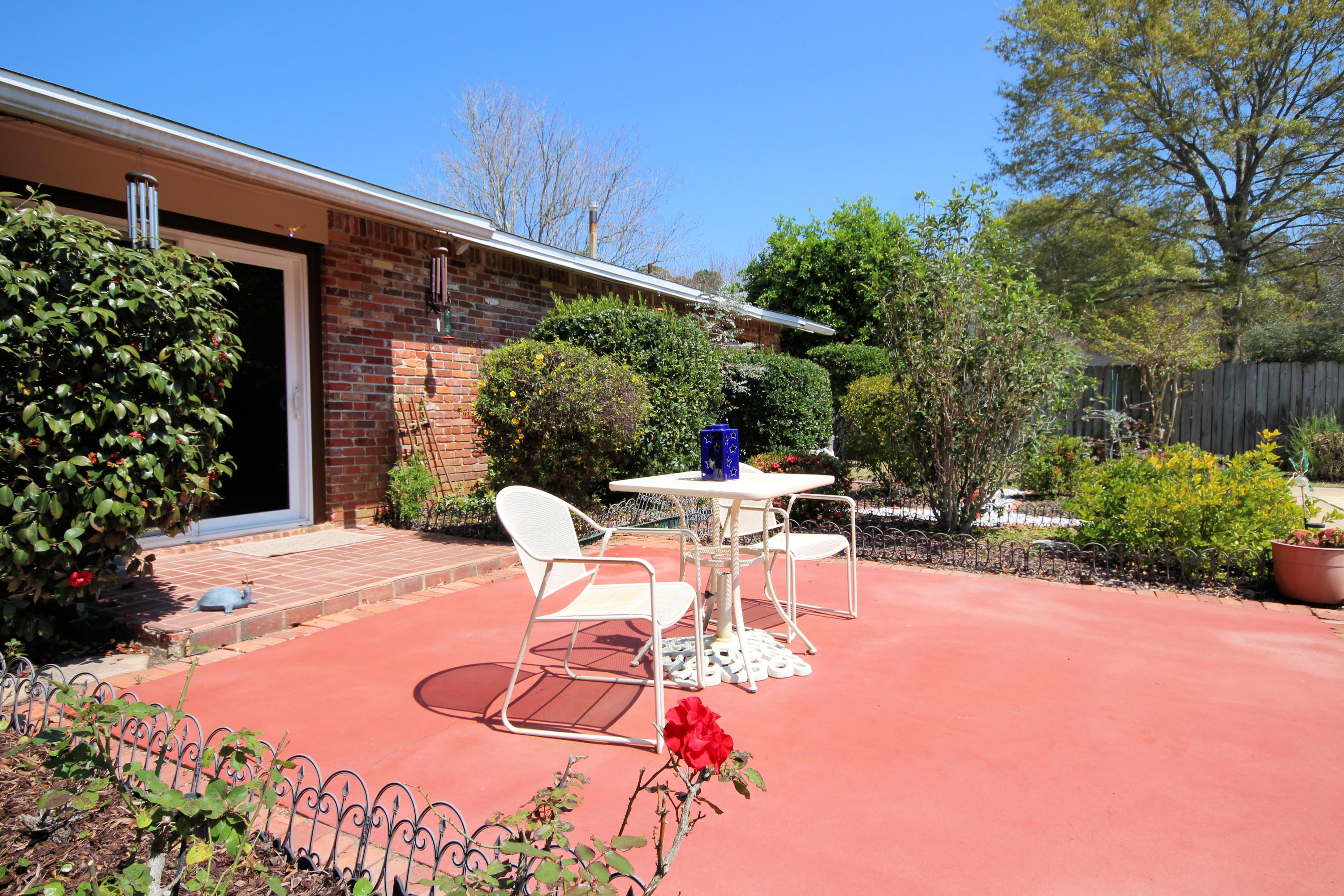 BAYOU WOODS 1ST ADDN - Residential