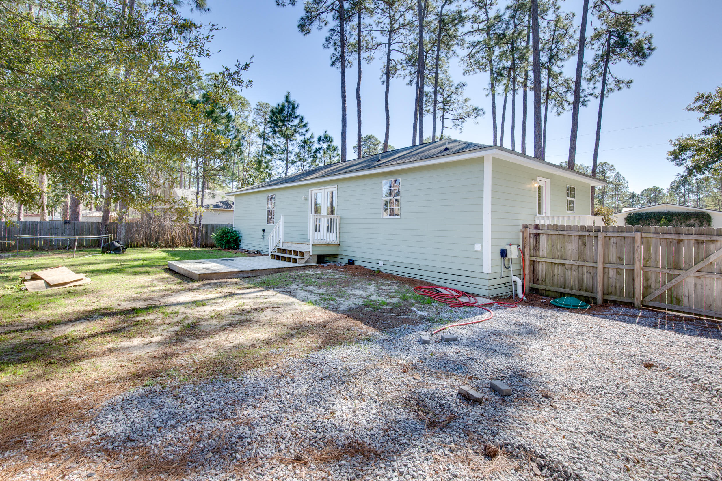 ELIZABETH FARMS 4TH ADDN UNREC - Residential