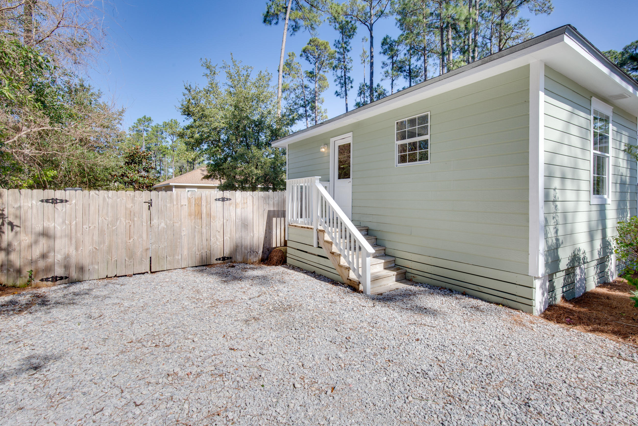 ELIZABETH FARMS 4TH ADDN UNREC - Residential