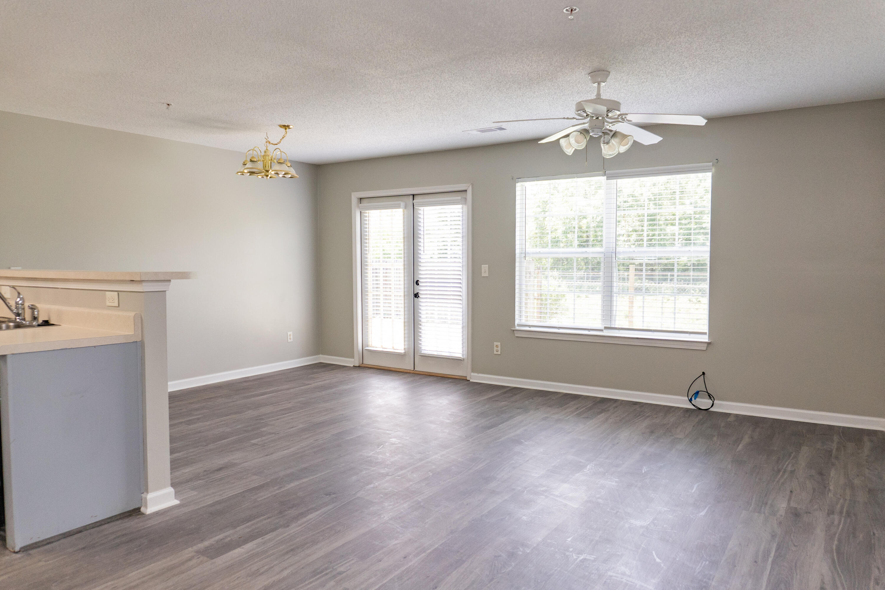 ROLLING PINES T/H LOT 80 BLK C - Residential Lease