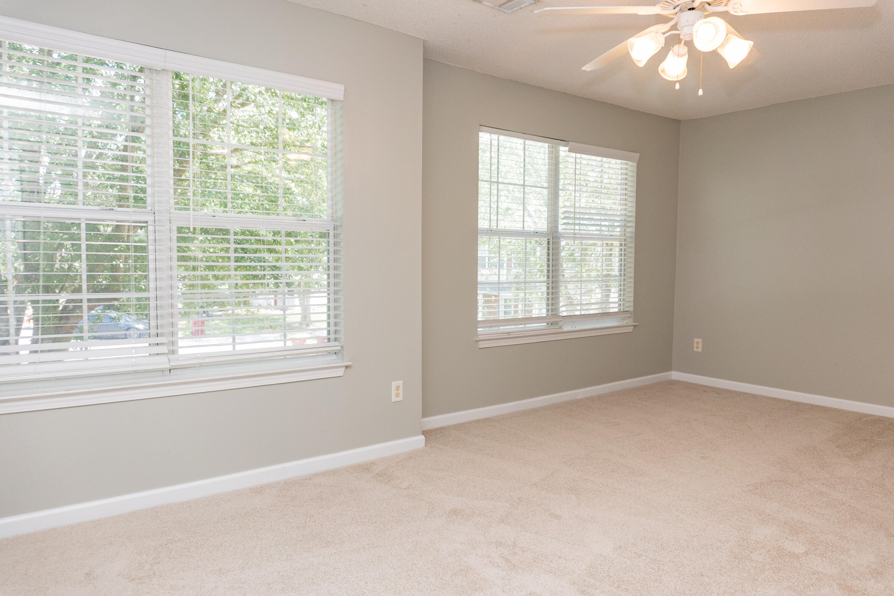 ROLLING PINES T/H LOT 80 BLK C - Residential Lease