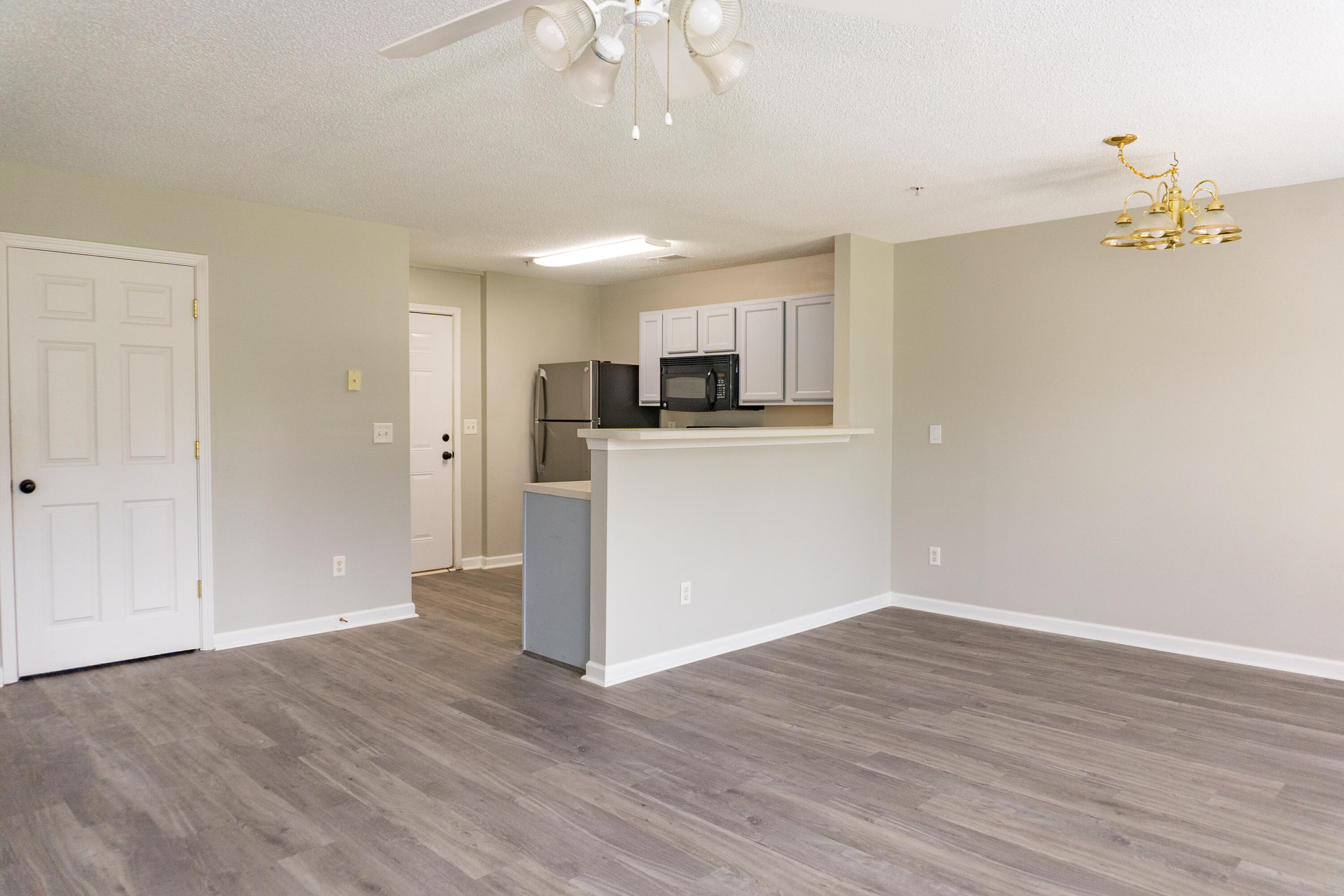 ROLLING PINES T/H LOT 80 BLK C - Residential Lease