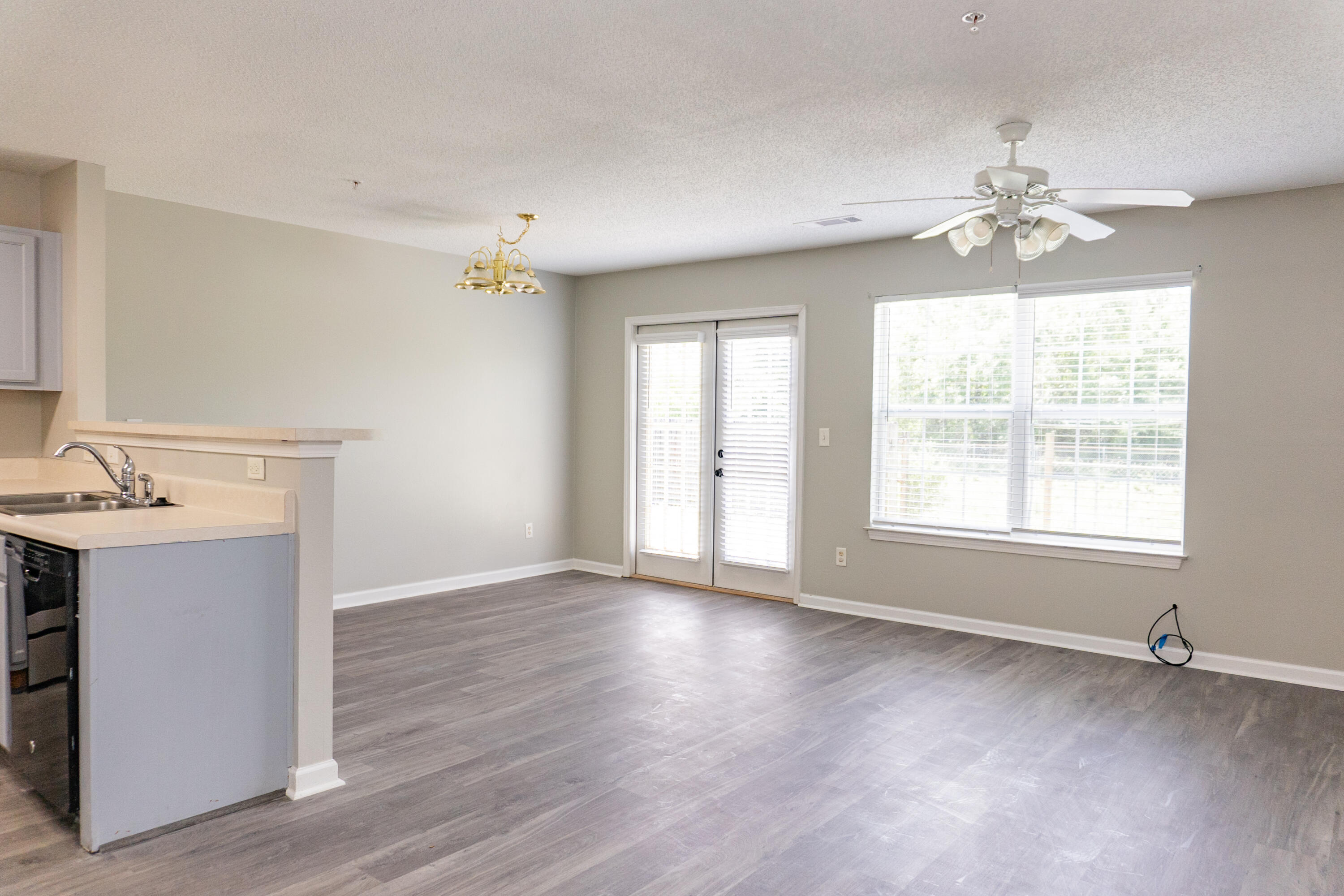 ROLLING PINES T/H LOT 80 BLK C - Residential Lease