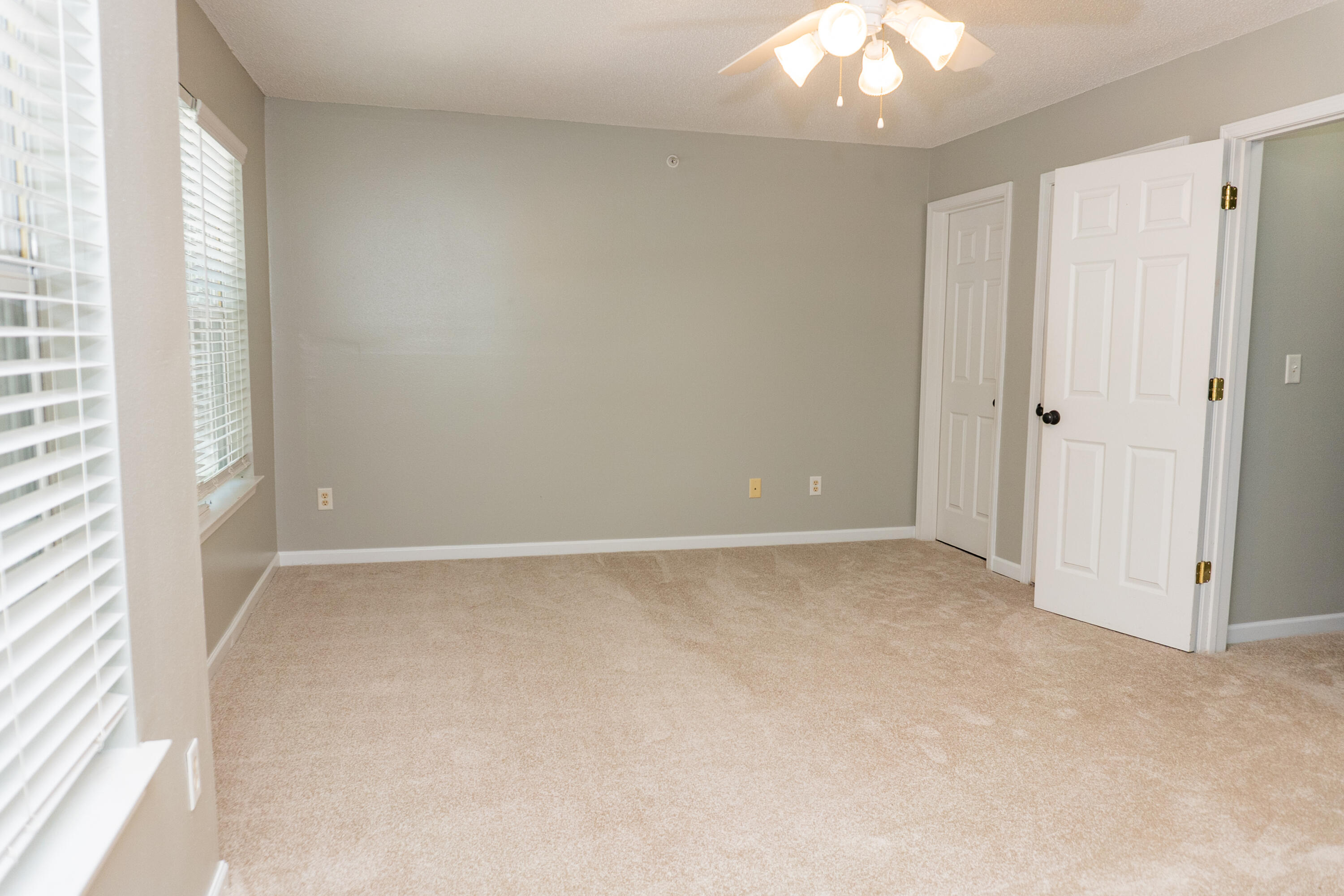 ROLLING PINES T/H LOT 80 BLK C - Residential Lease