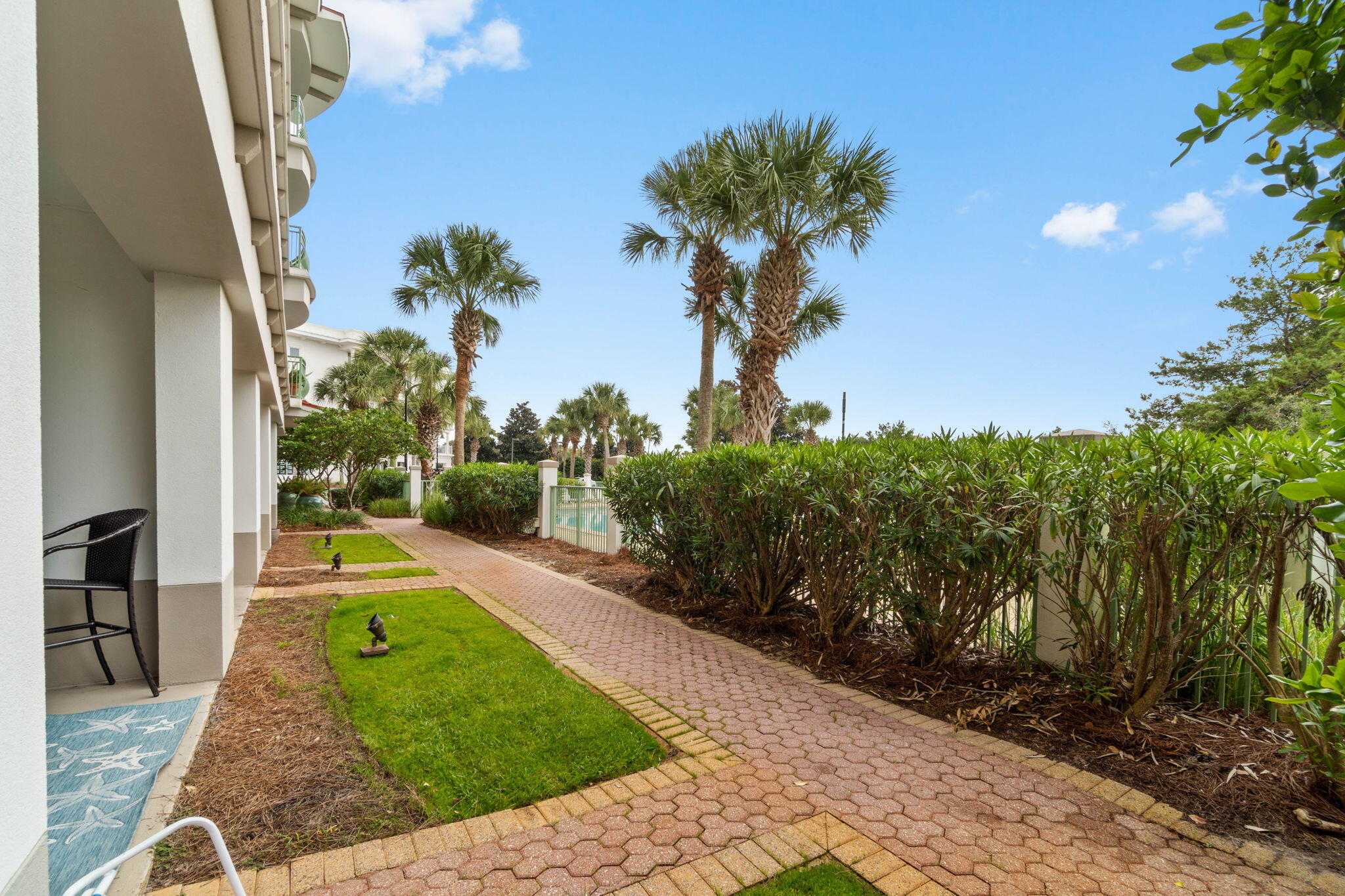 INN AT SEACREST BEACH (THE) - Residential