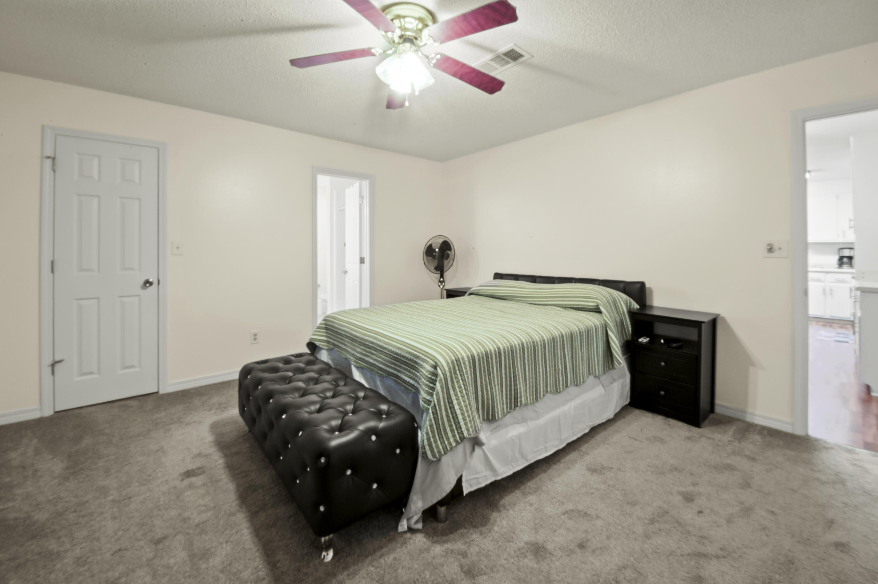 NO RECORDED SUBDIVISION - Residential