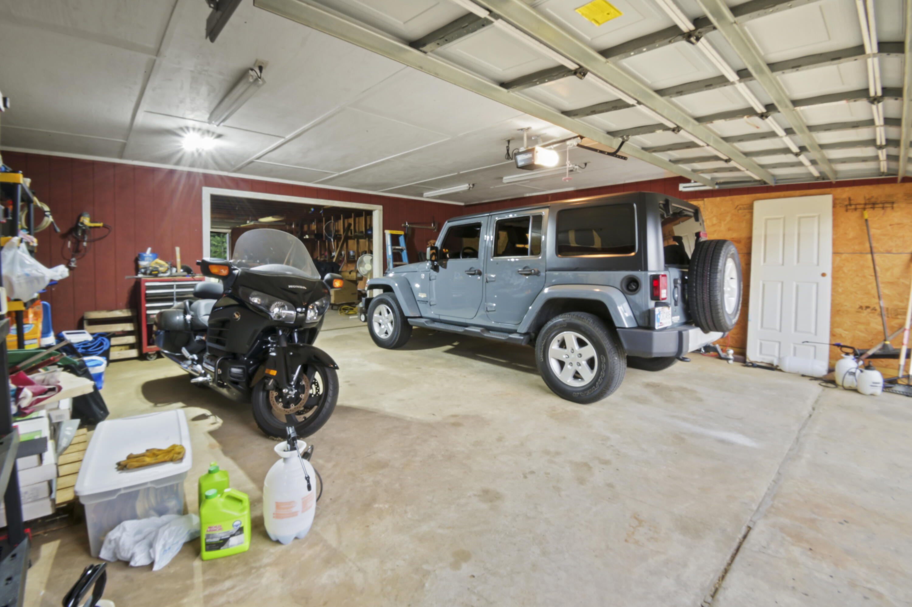 NO RECORDED SUBDIVISION - Residential