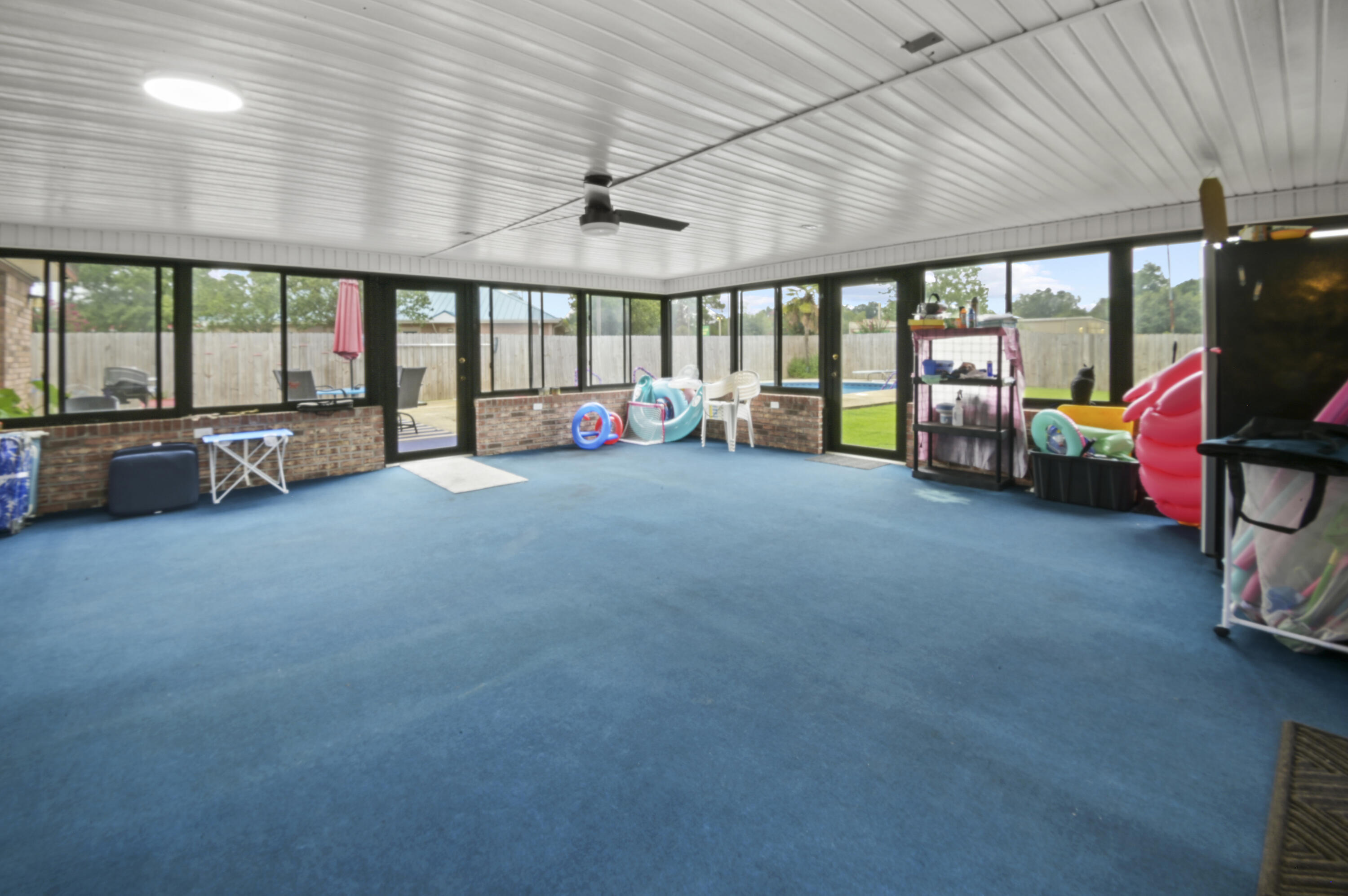 NO RECORDED SUBDIVISION - Residential