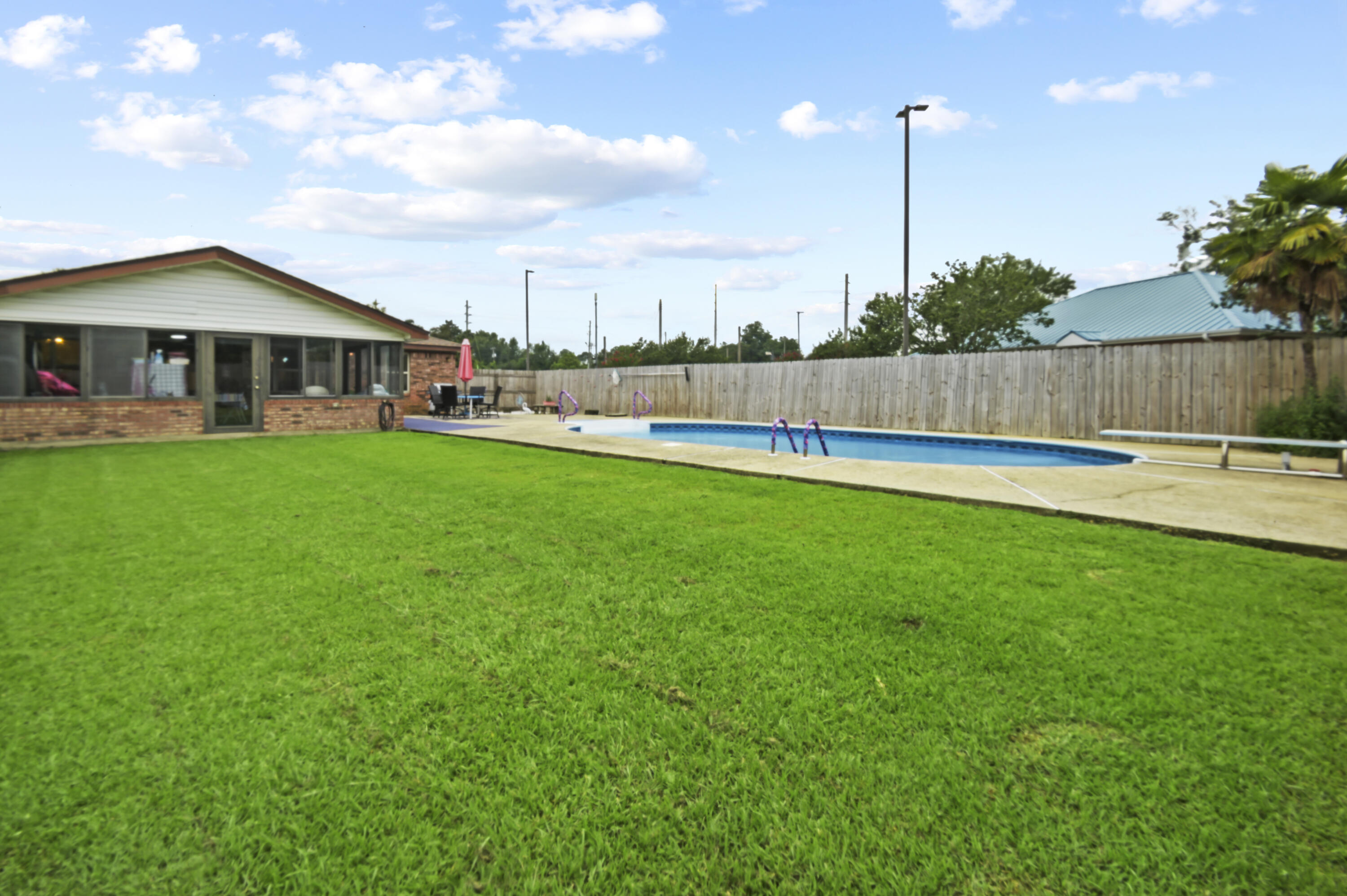 NO RECORDED SUBDIVISION - Residential