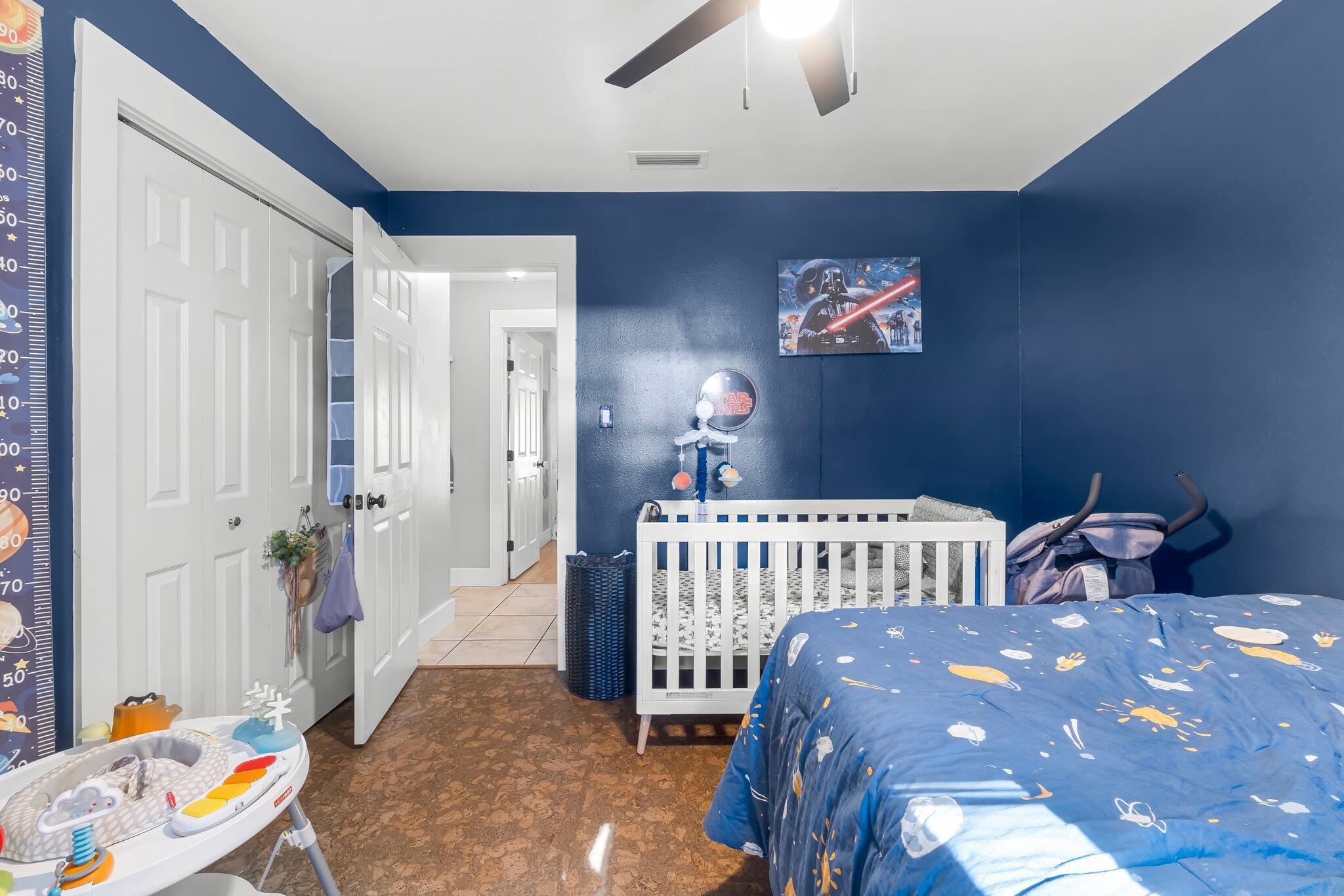 BAYVIEW MANOR - Residential