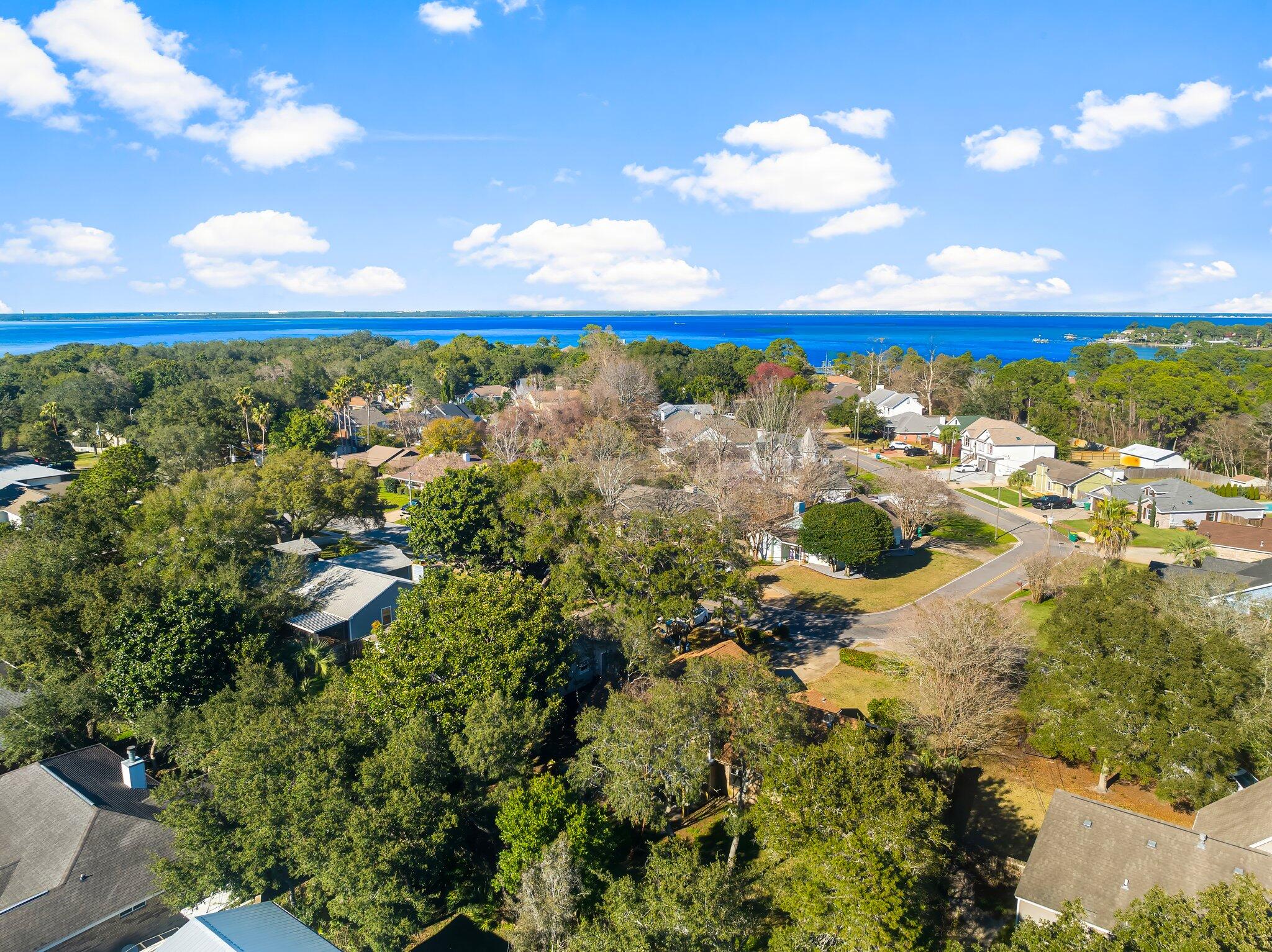 BAYVIEW MANOR - Residential