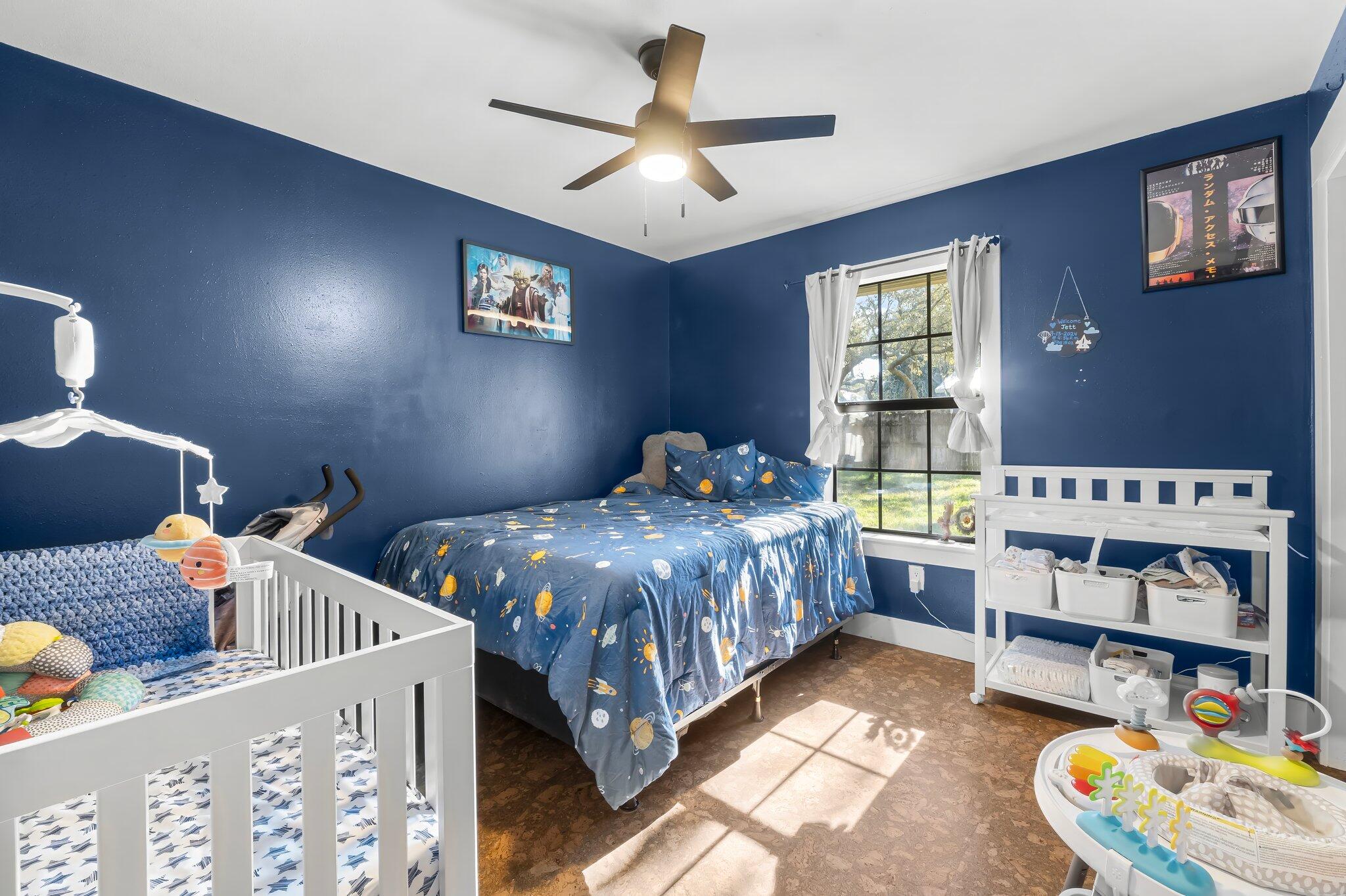 BAYVIEW MANOR - Residential