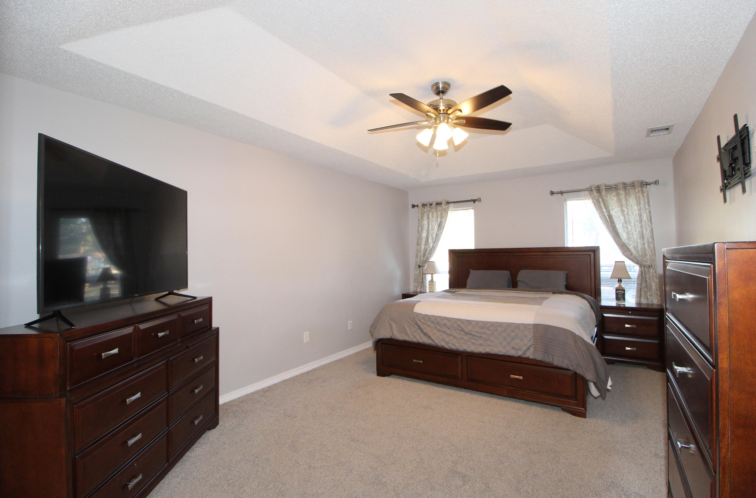 HOLLEY BY THE SEA - Residential