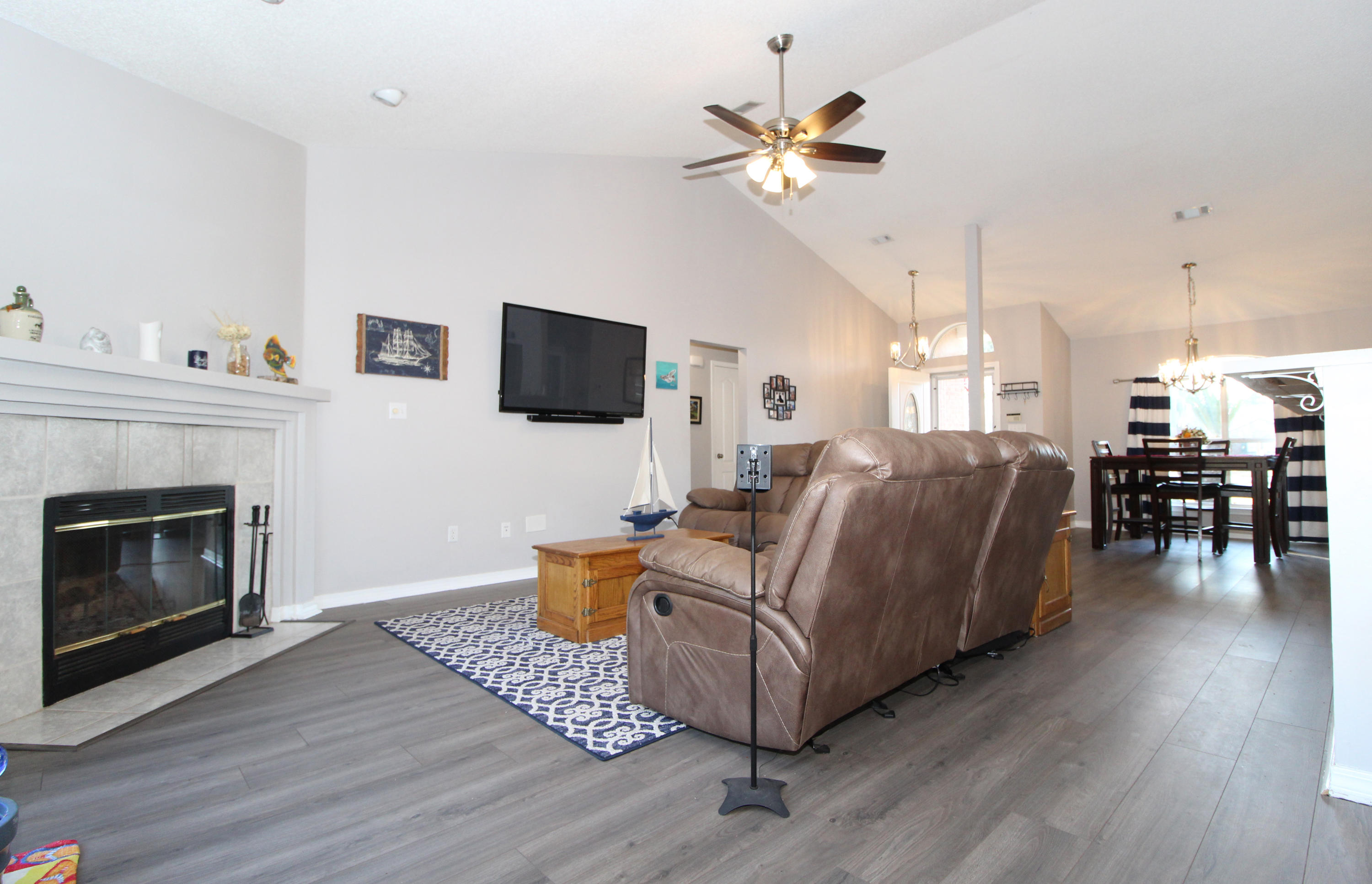 HOLLEY BY THE SEA - Residential