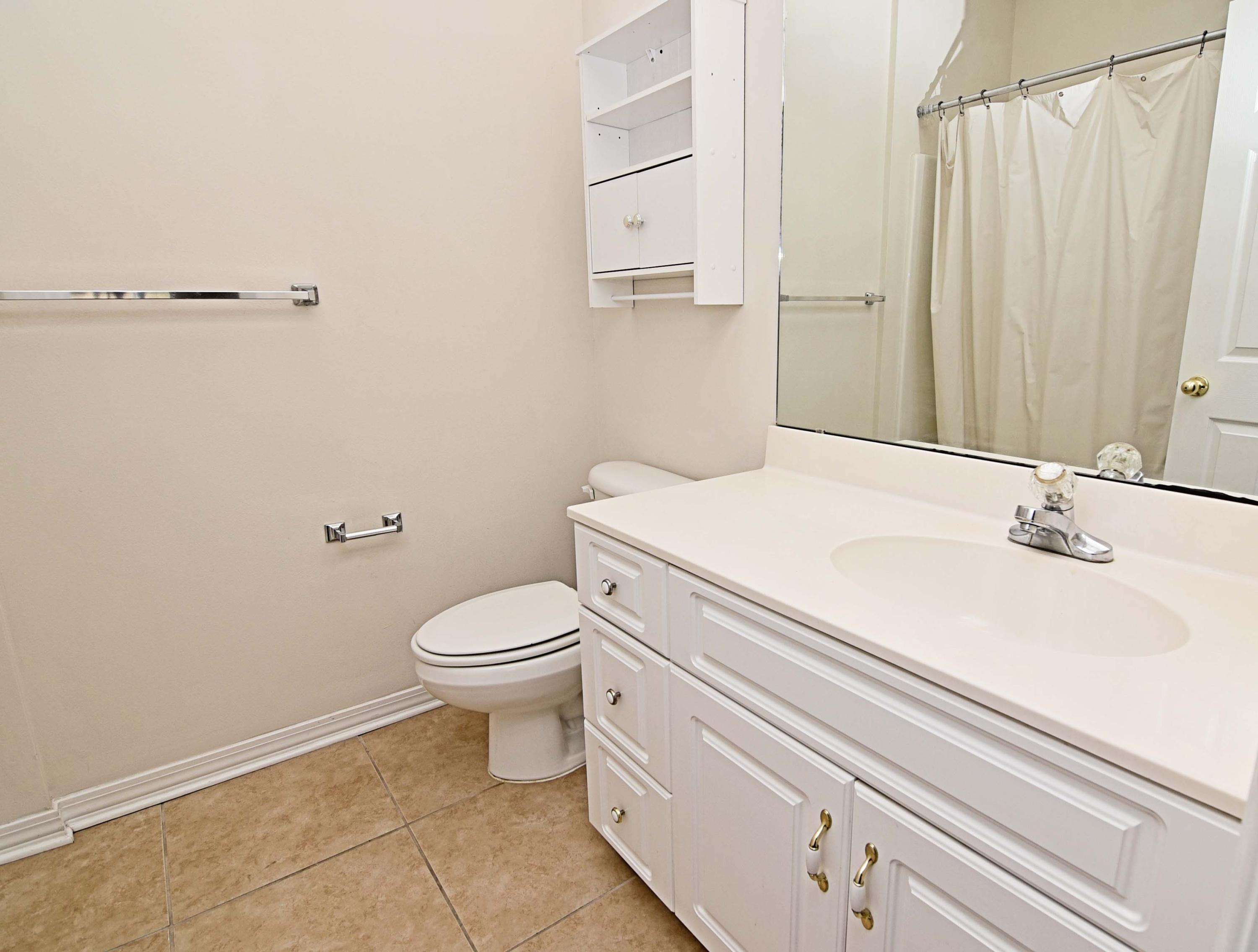 THE OAKS - Residential