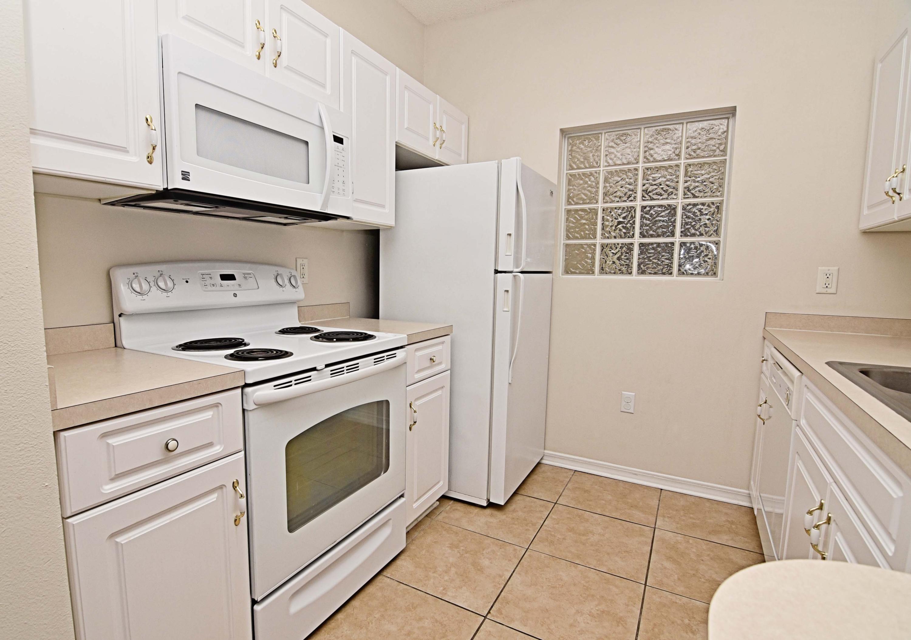 THE OAKS - Residential