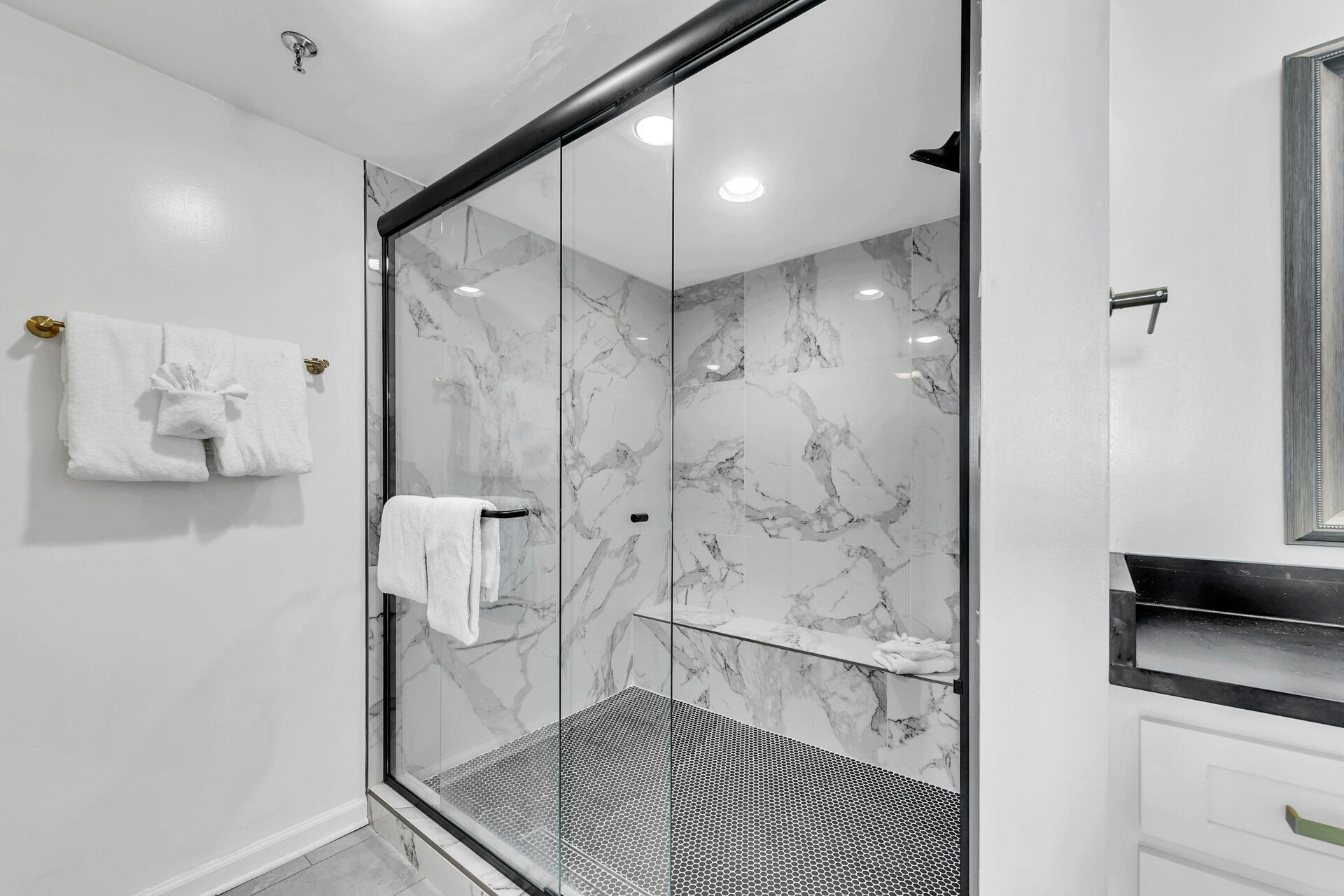 BAYSIDE CONDO SANDESTIN - Residential
