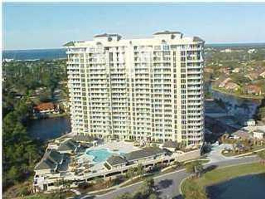 List price is $497,300.00 . This property is to be placed in an upcoming event. All bids should be submitted at www.homesearch.com (void where prohibited). Submit any offers received pre-event (or post-event) to sales@homesearch.com. All pre-event or post-event offers will be reviewed and responded to within 3 business days. All properties are subject to a 5% buyer's premium pursuant to the Event Agreement and Terms & Conditions (minimums will apply). Please contact listing agent for details and commission paid on this property