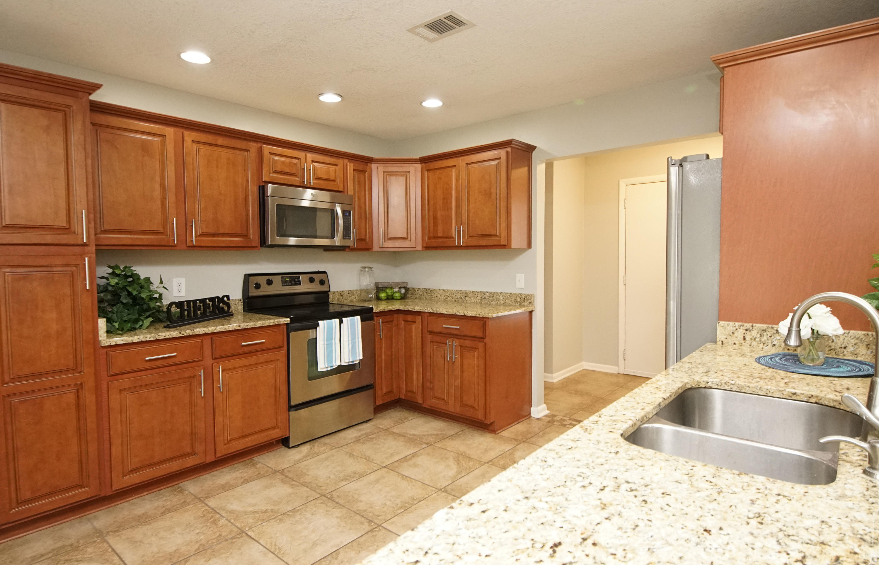 BAYOU WOODS - Residential