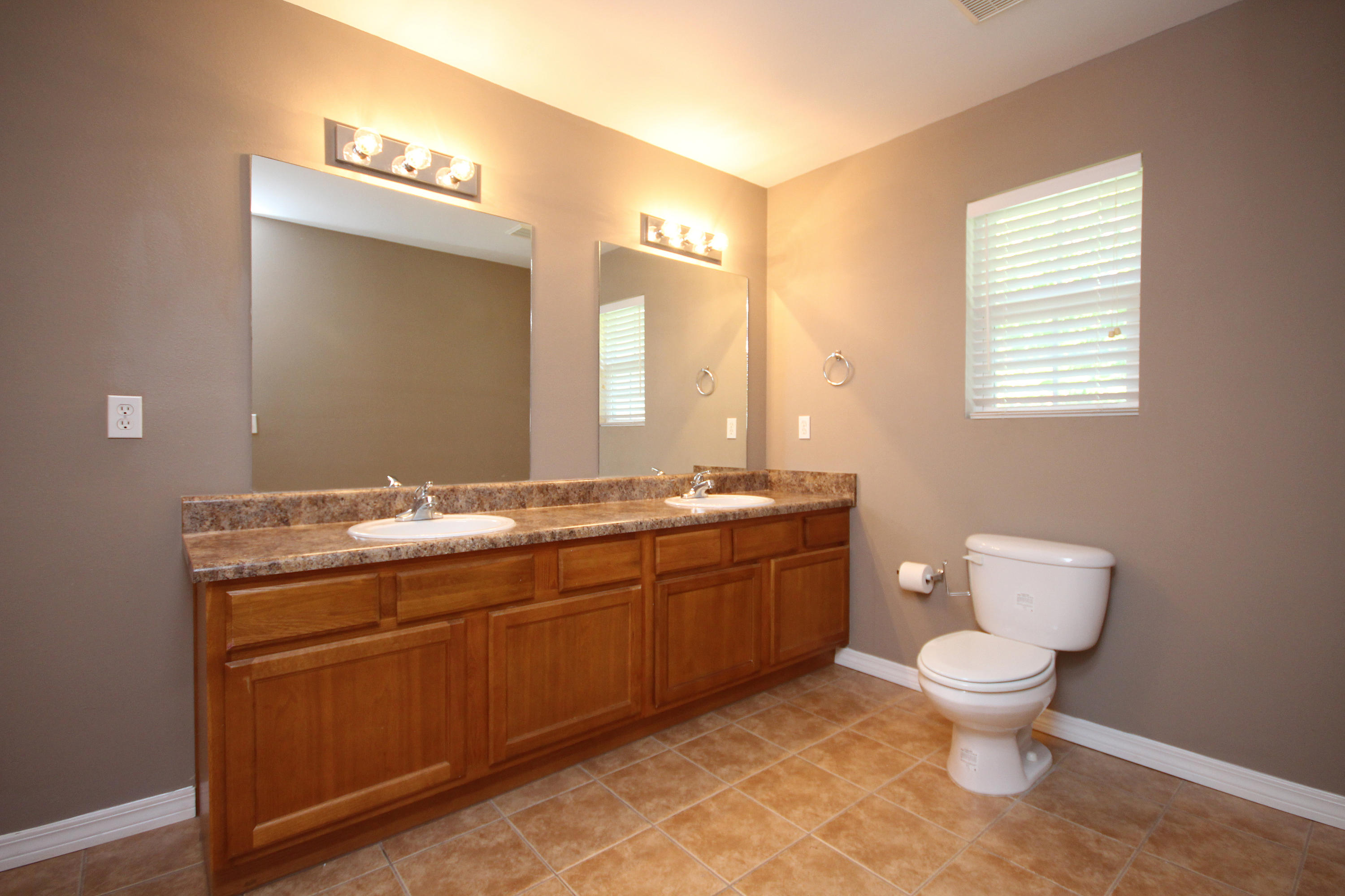 King's Port Townhomes - Residential