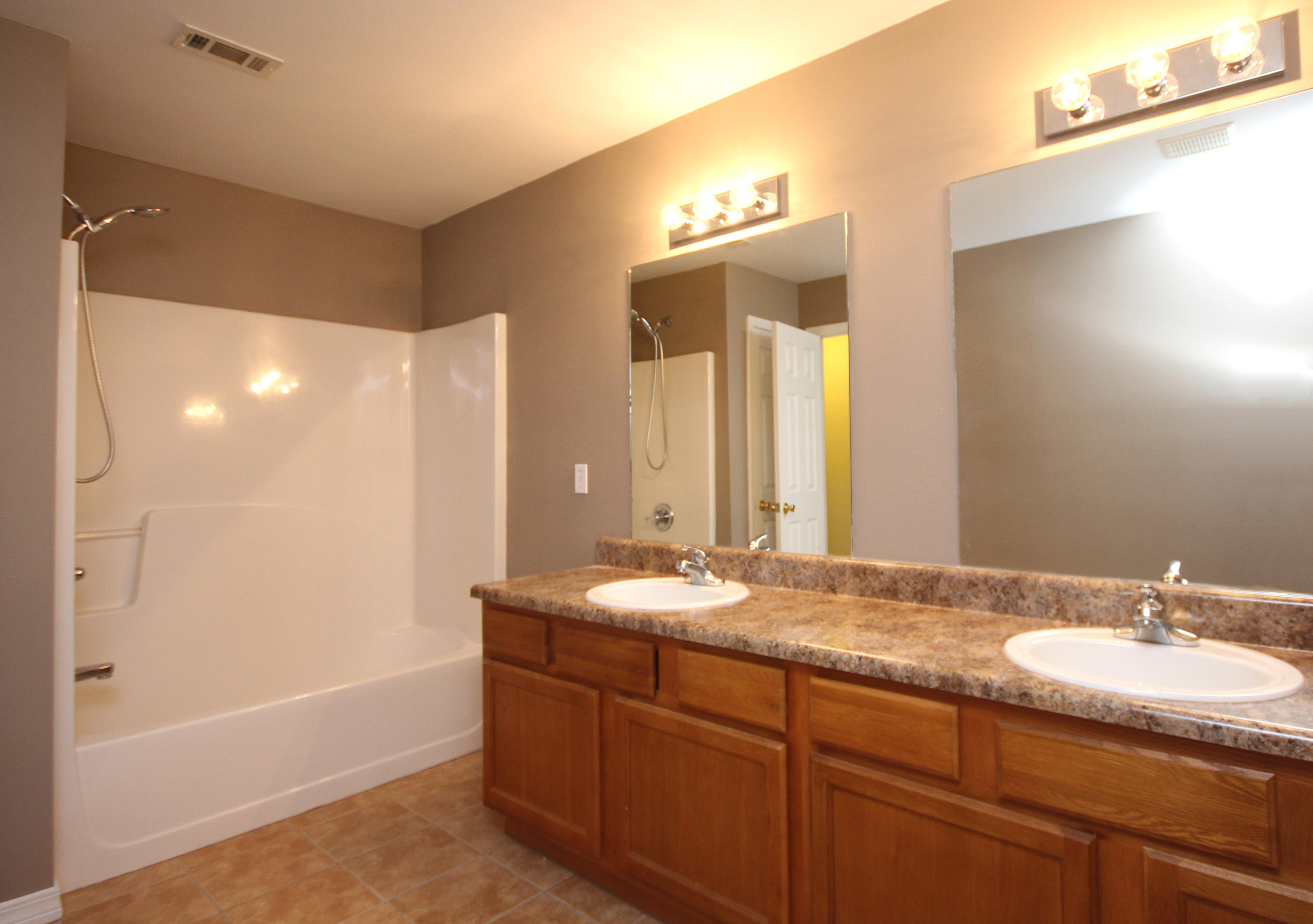 King's Port Townhomes - Residential