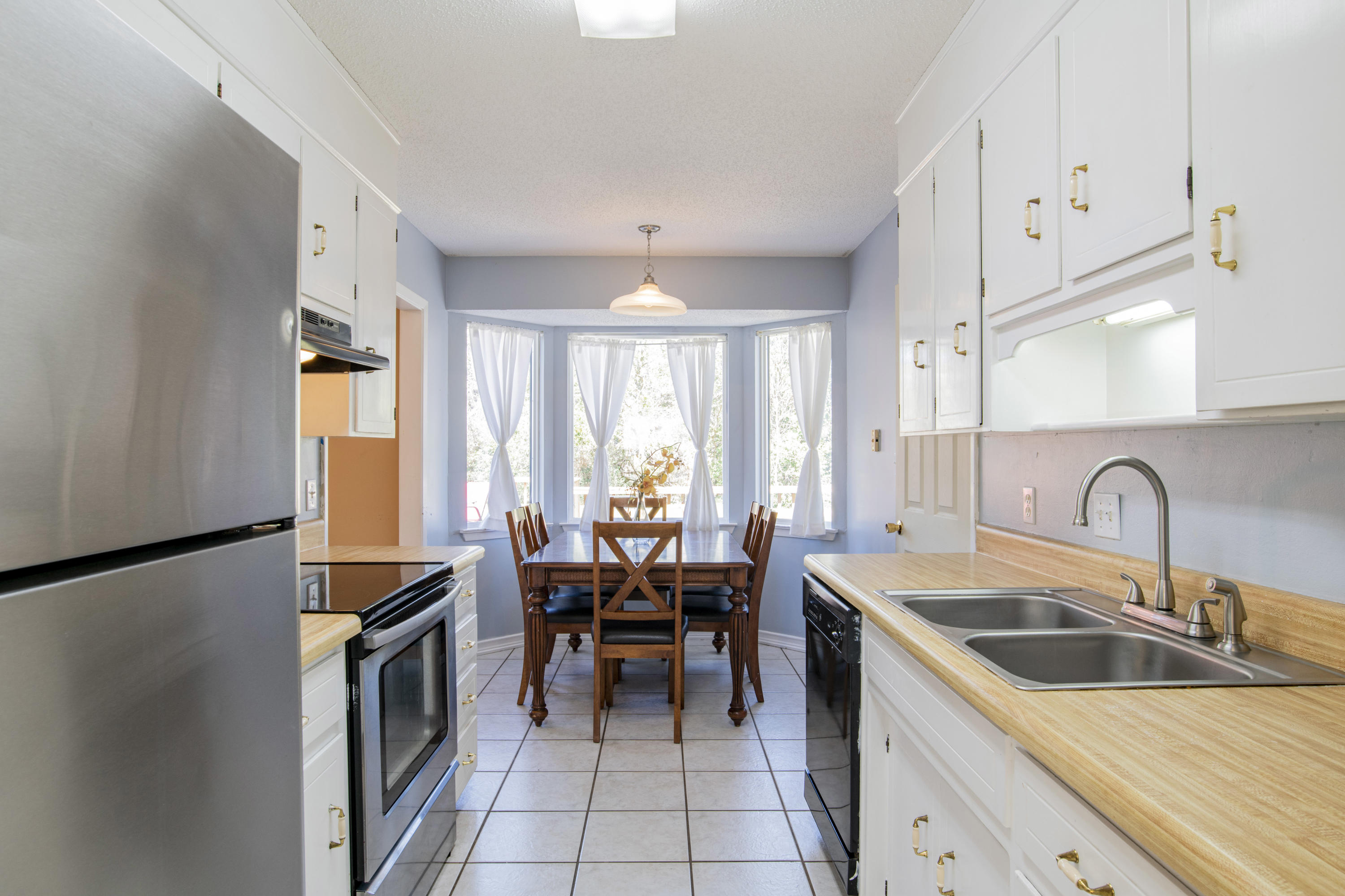 NORTHRIDGE - Residential