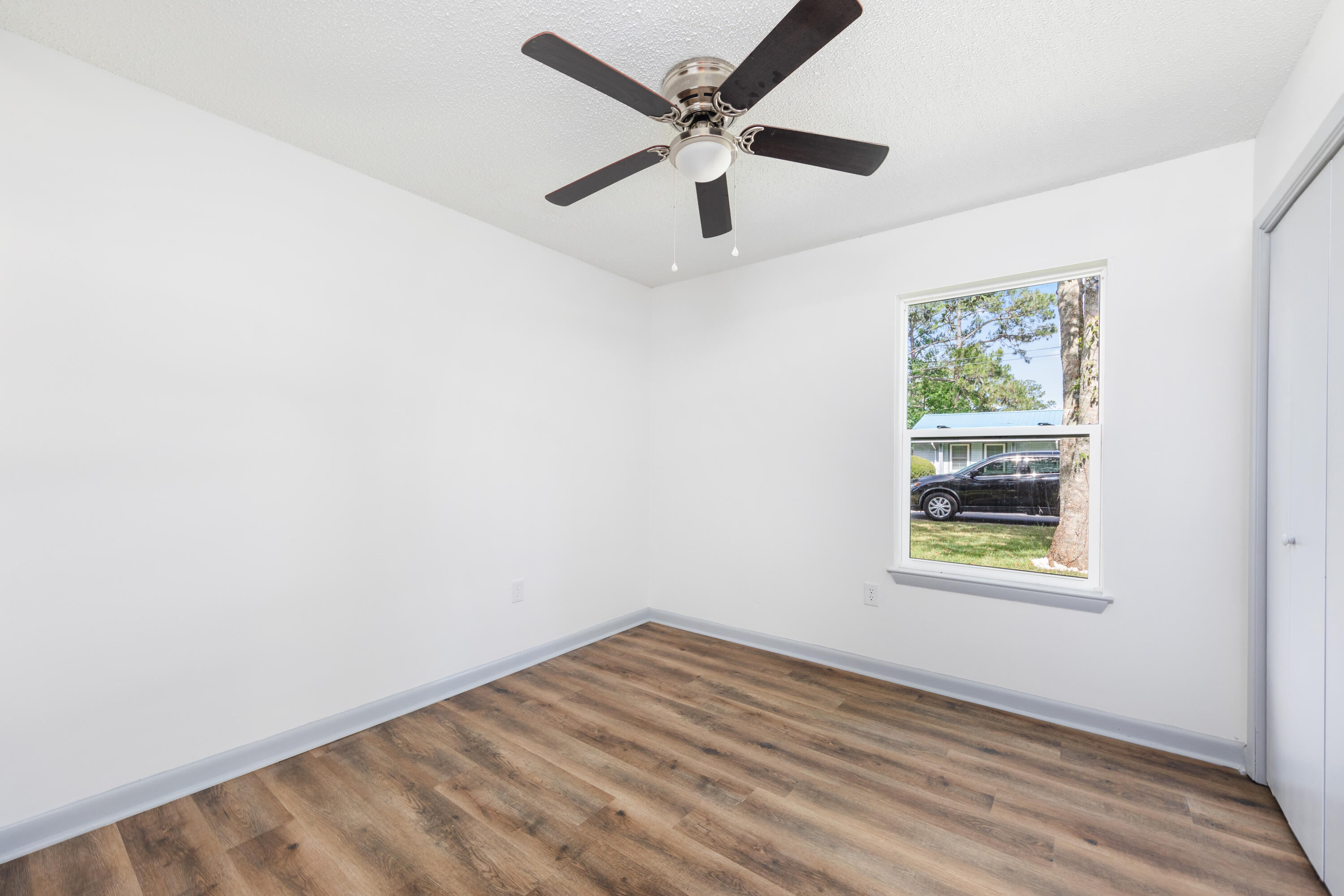 PINE MEADOWS 2ND ADDN - Residential