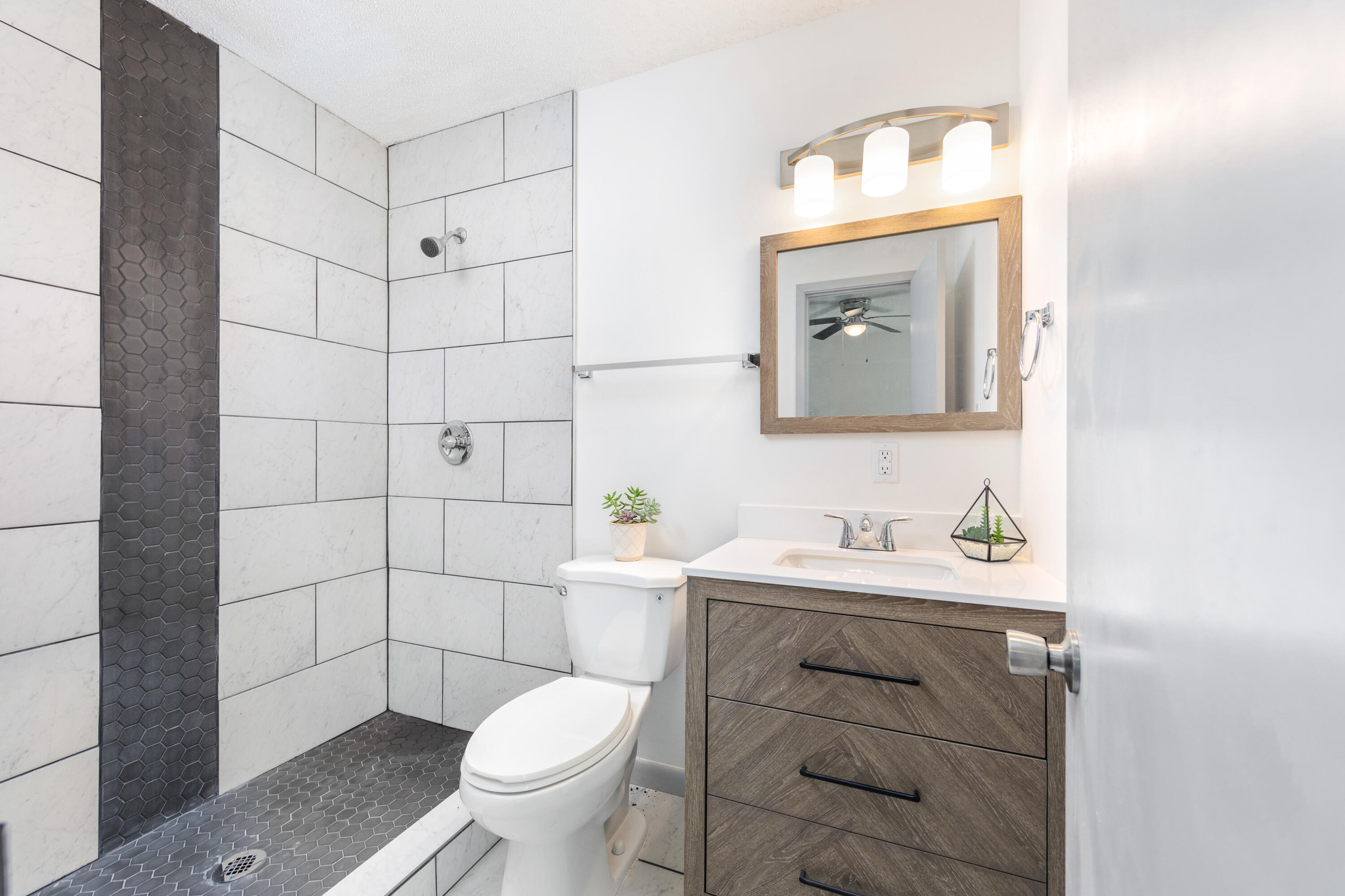 PINE MEADOWS 2ND ADDN - Residential