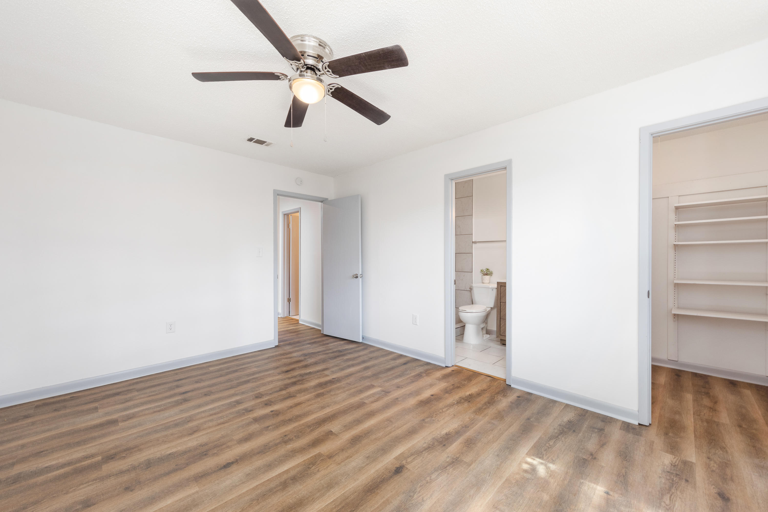 PINE MEADOWS 2ND ADDN - Residential