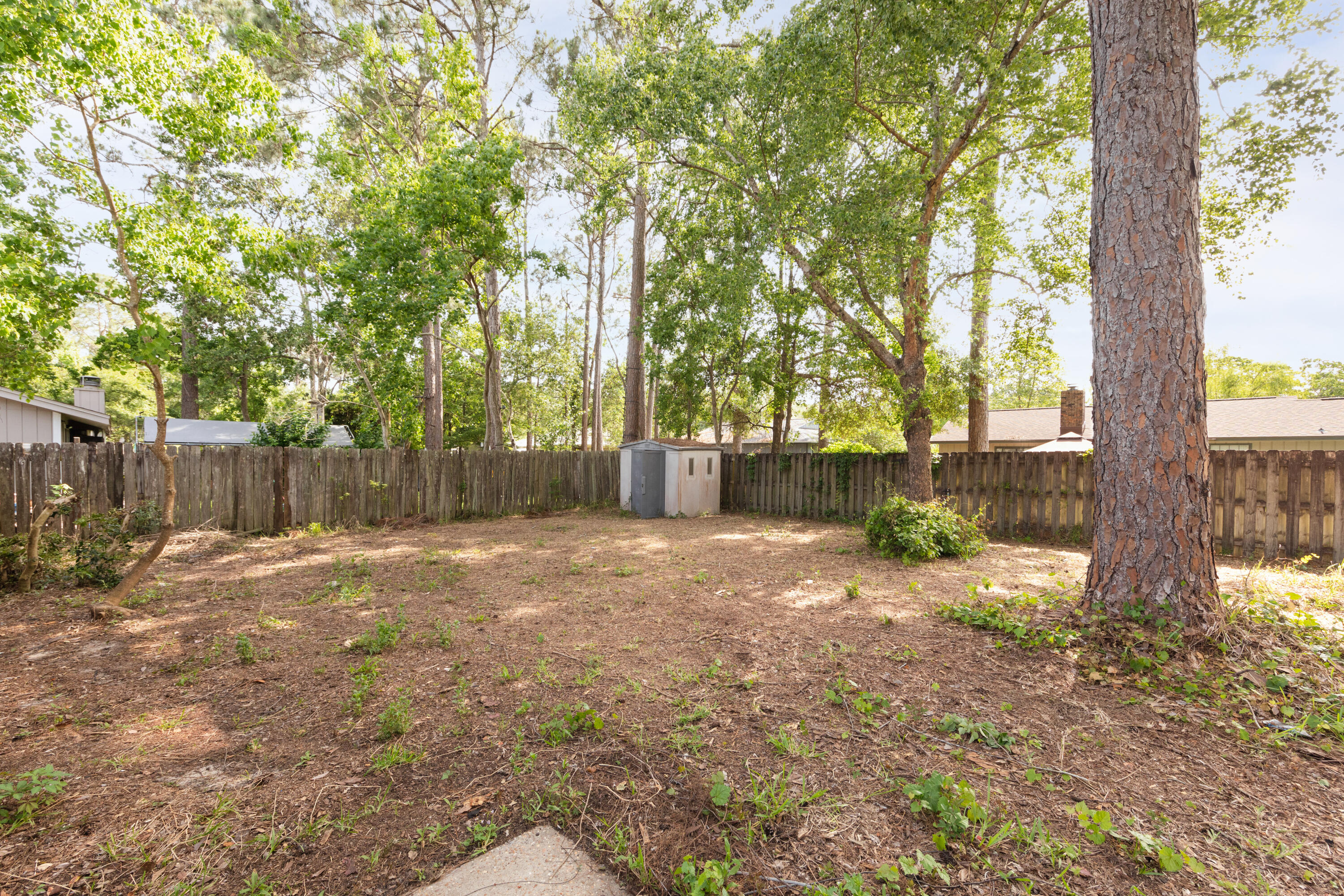 PINE MEADOWS 2ND ADDN - Residential