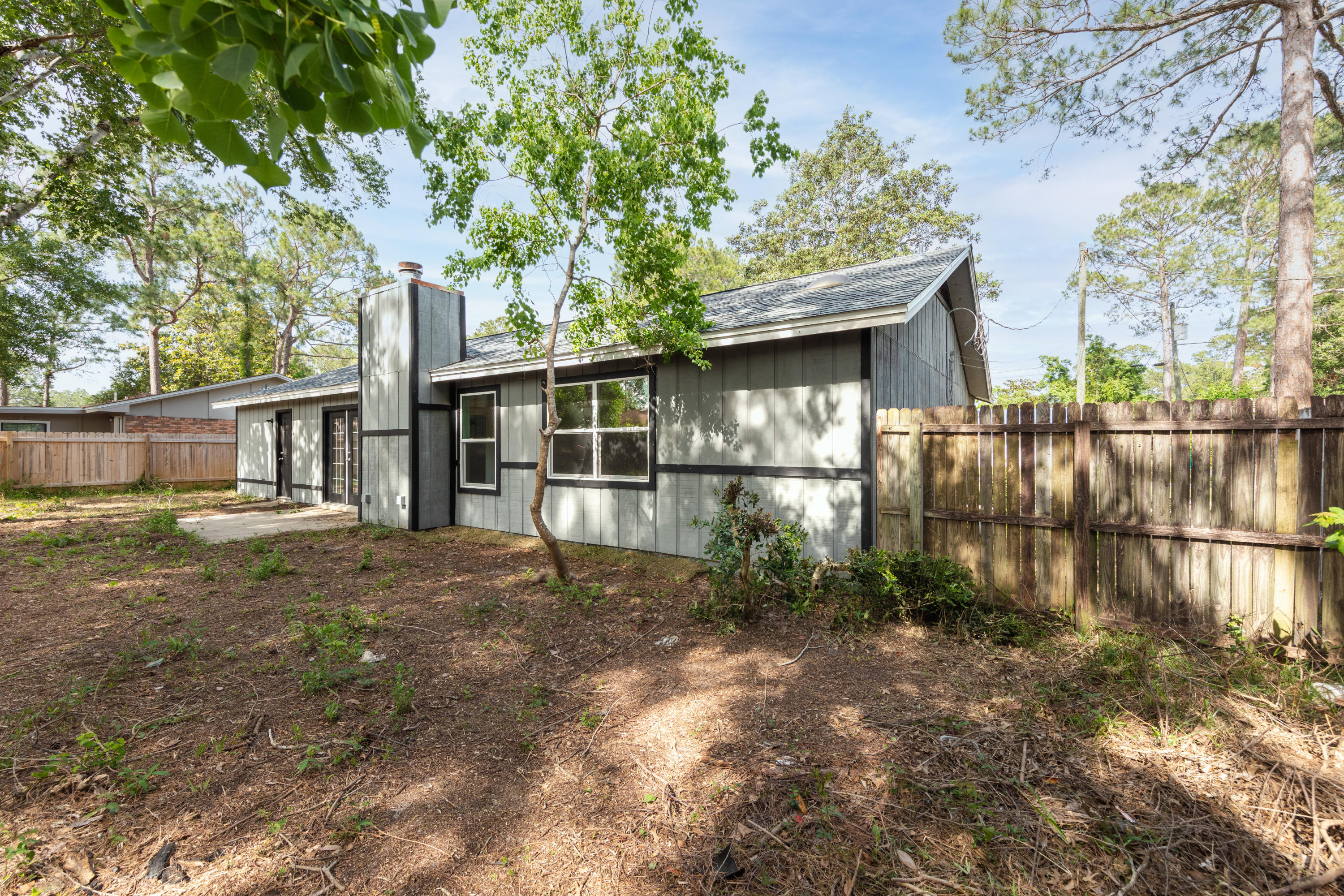 PINE MEADOWS 2ND ADDN - Residential