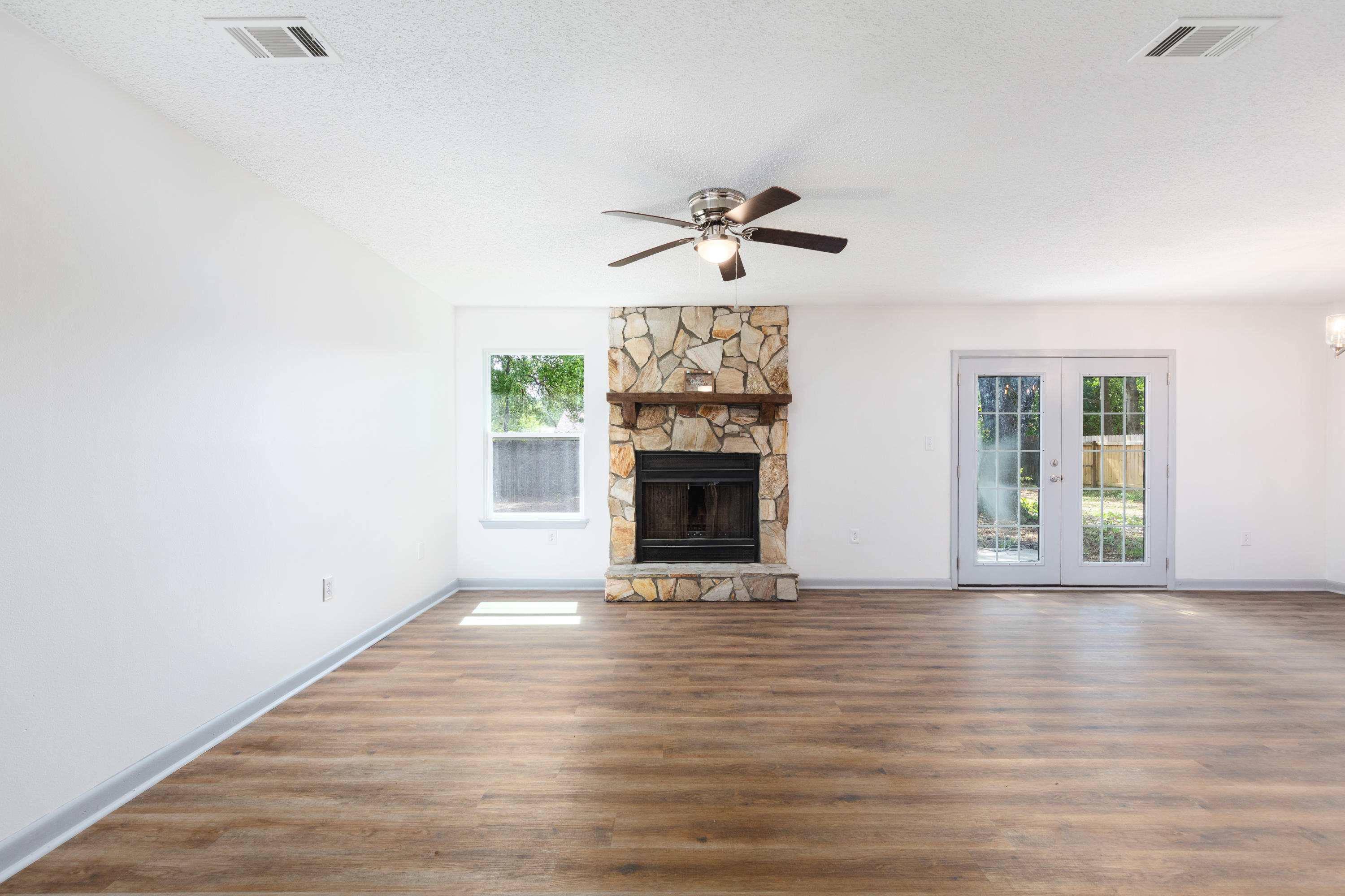 PINE MEADOWS 2ND ADDN - Residential