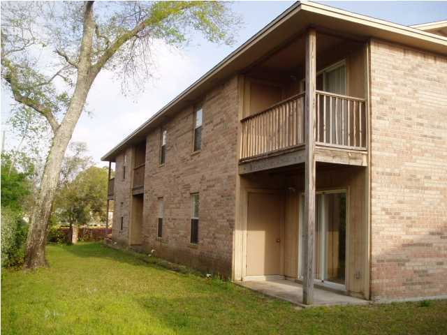 SILVERWOOD - Residential Lease