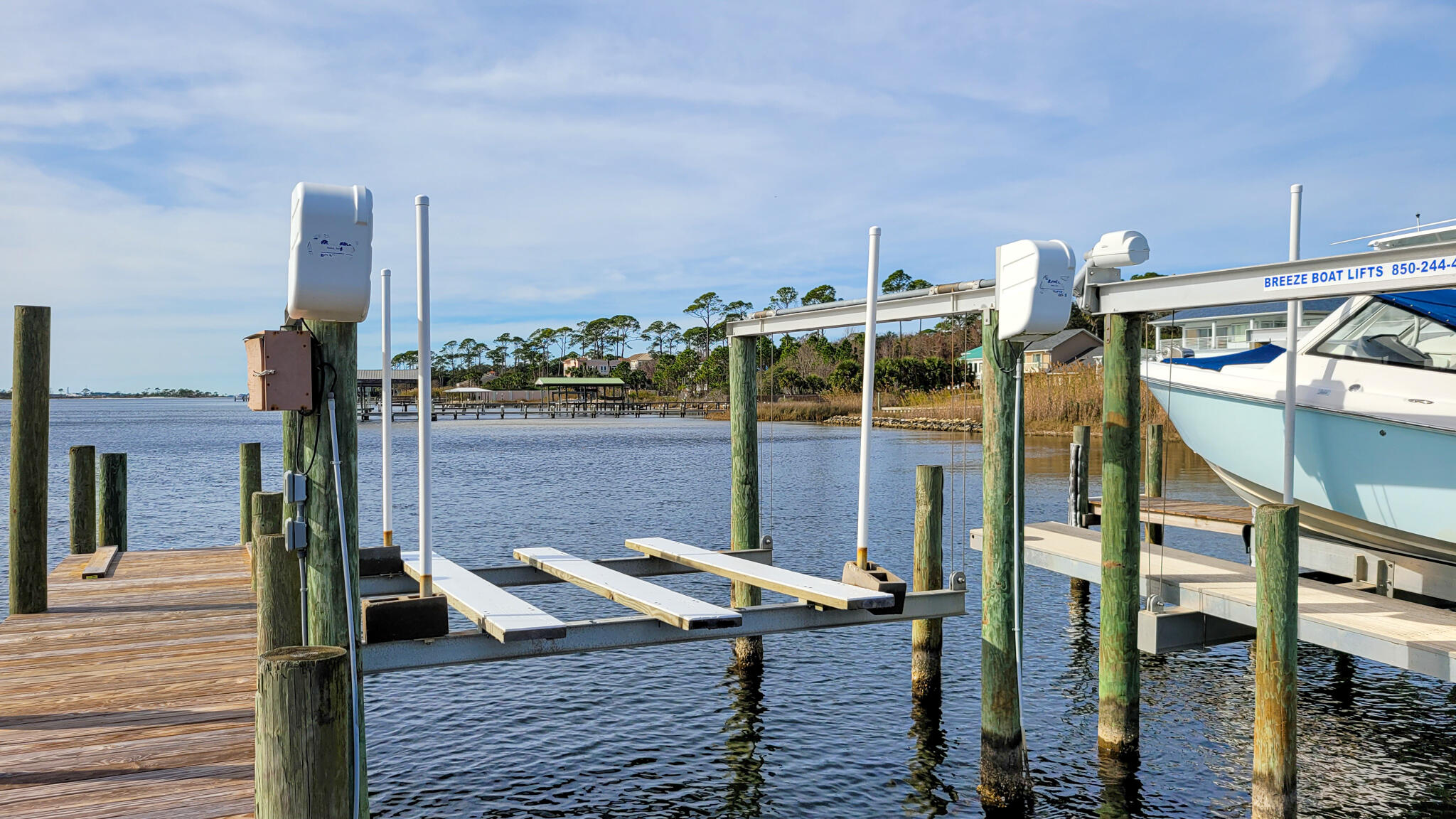 ISLANDVIEW BEACH - Residential