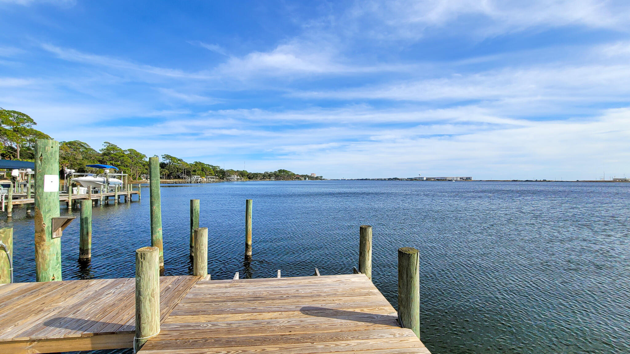 ISLANDVIEW BEACH - Residential