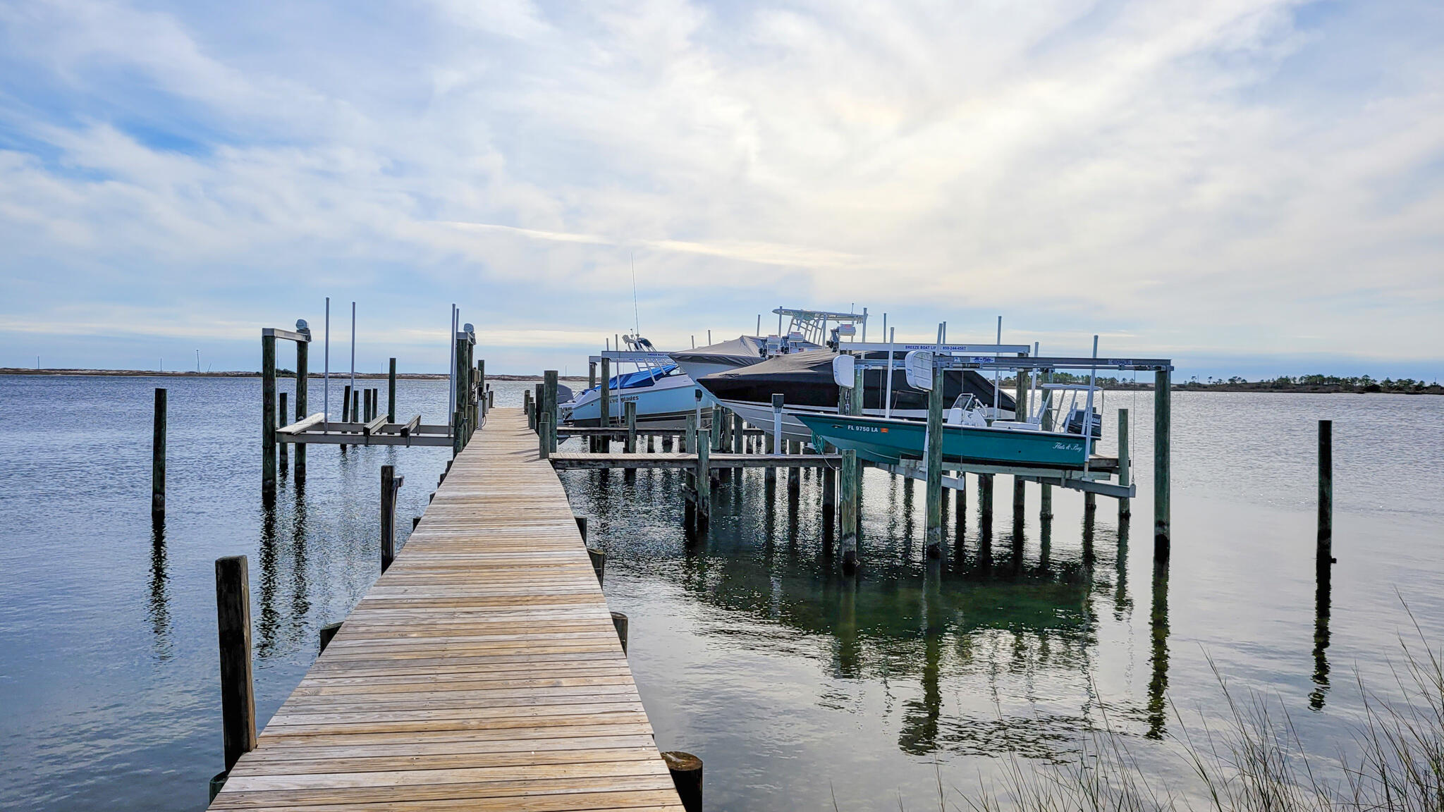 ISLANDVIEW BEACH - Residential