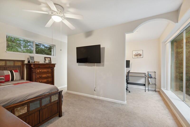 Crestview Suburb - Residential